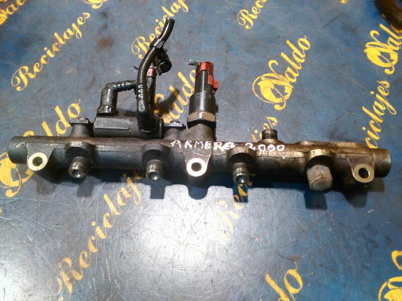 CITROËN C5 1 generation (2001-2008) Fuel Rail 0445214017 18970207