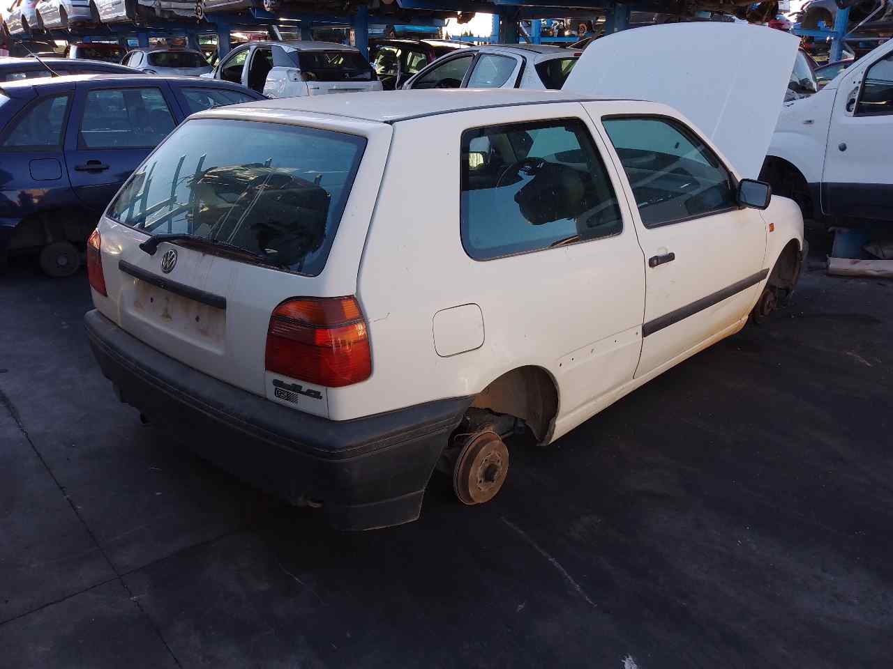 VOLKSWAGEN Golf 3 generation (1991-1998) Μπροστινή δεξιά πλευρά τροχού CONCUERNOS 19158054