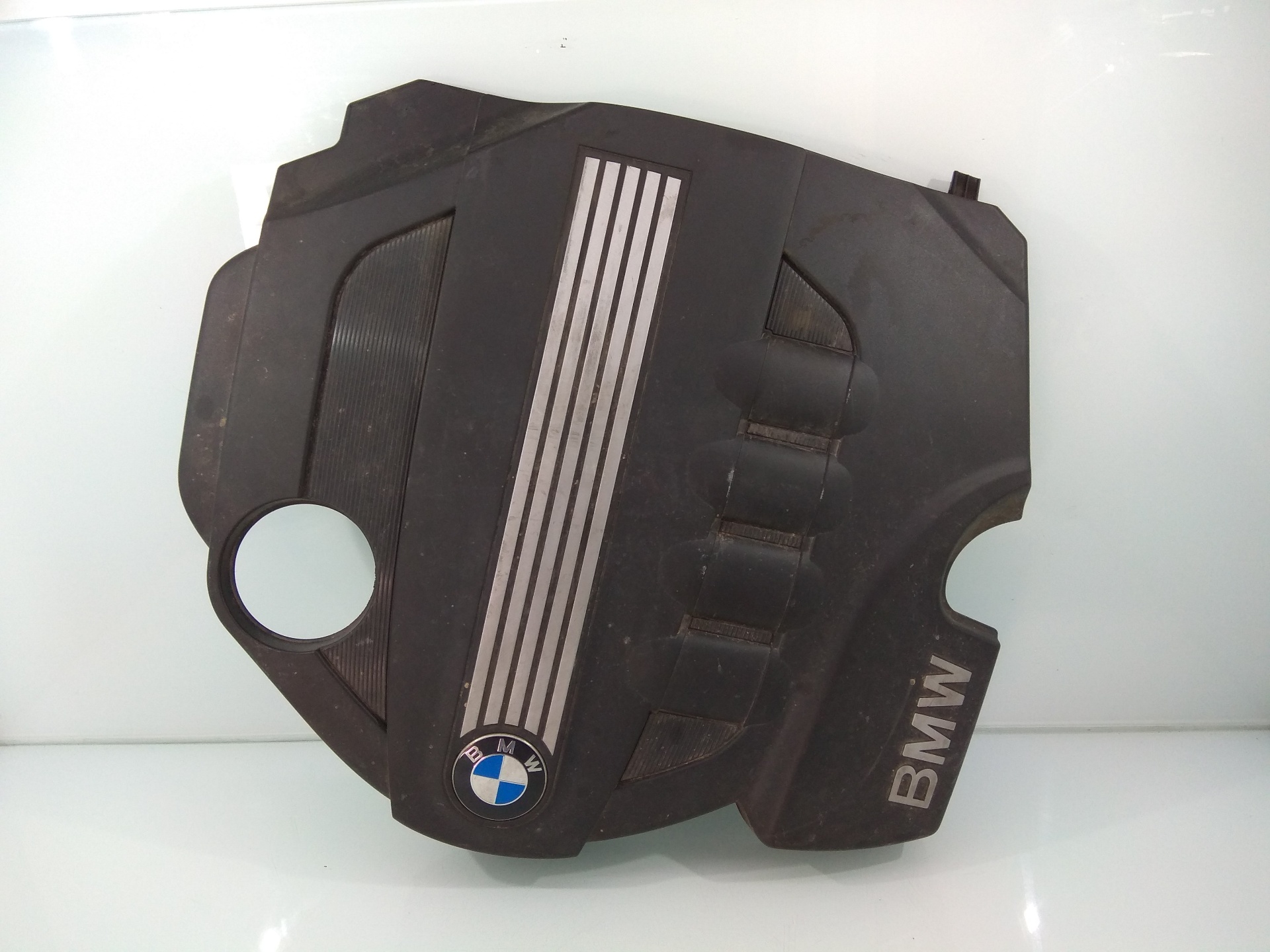 BMW X1 E84 (2009-2015) Variklio dekoratyvinė plastmasė (apsauga) 114779741008, CUBIERTAMOTOR 24406807