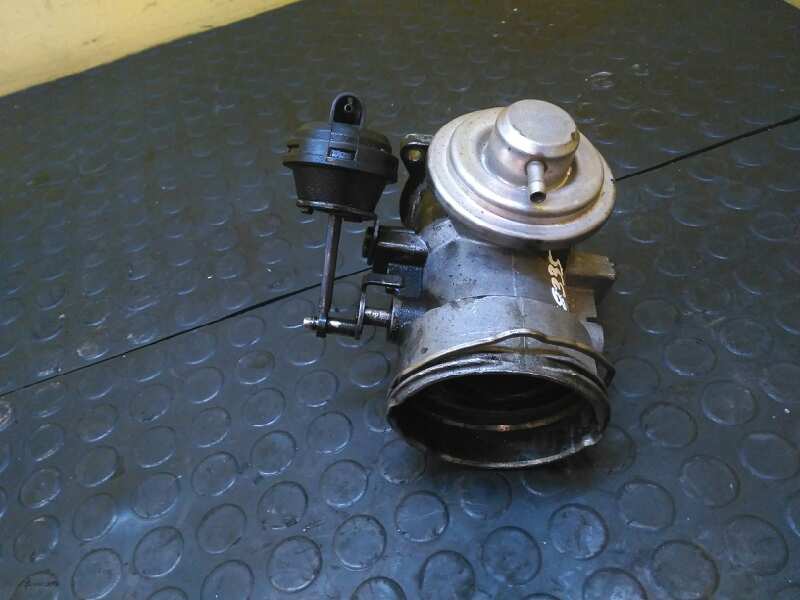 VOLKSWAGEN Touareg 1 generation (2002-2010) Vanne EGR 070128070C 25226573