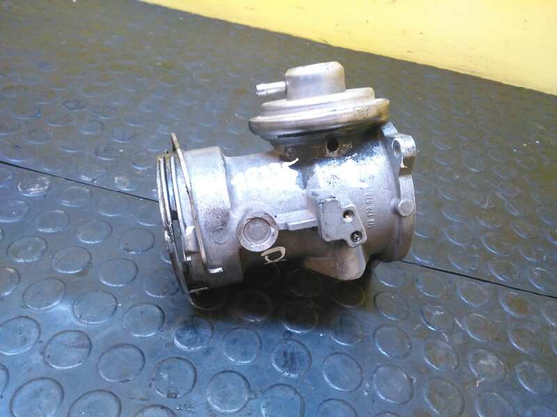 VOLKSWAGEN Touareg 1 generation (2002-2010) Vanne EGR 070128070C 25226573