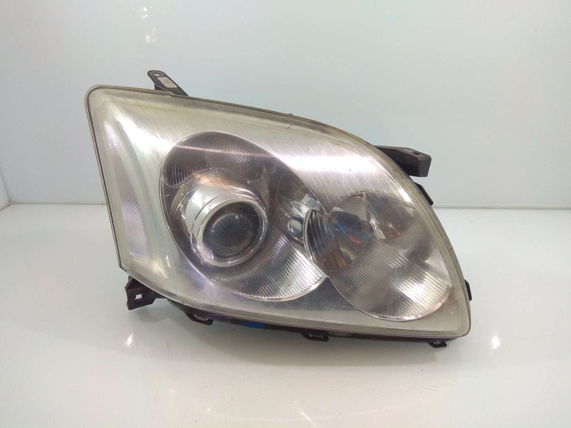 TOYOTA Avensis 2 generation (2002-2009) Front Right Headlight CONLUPA 22335143