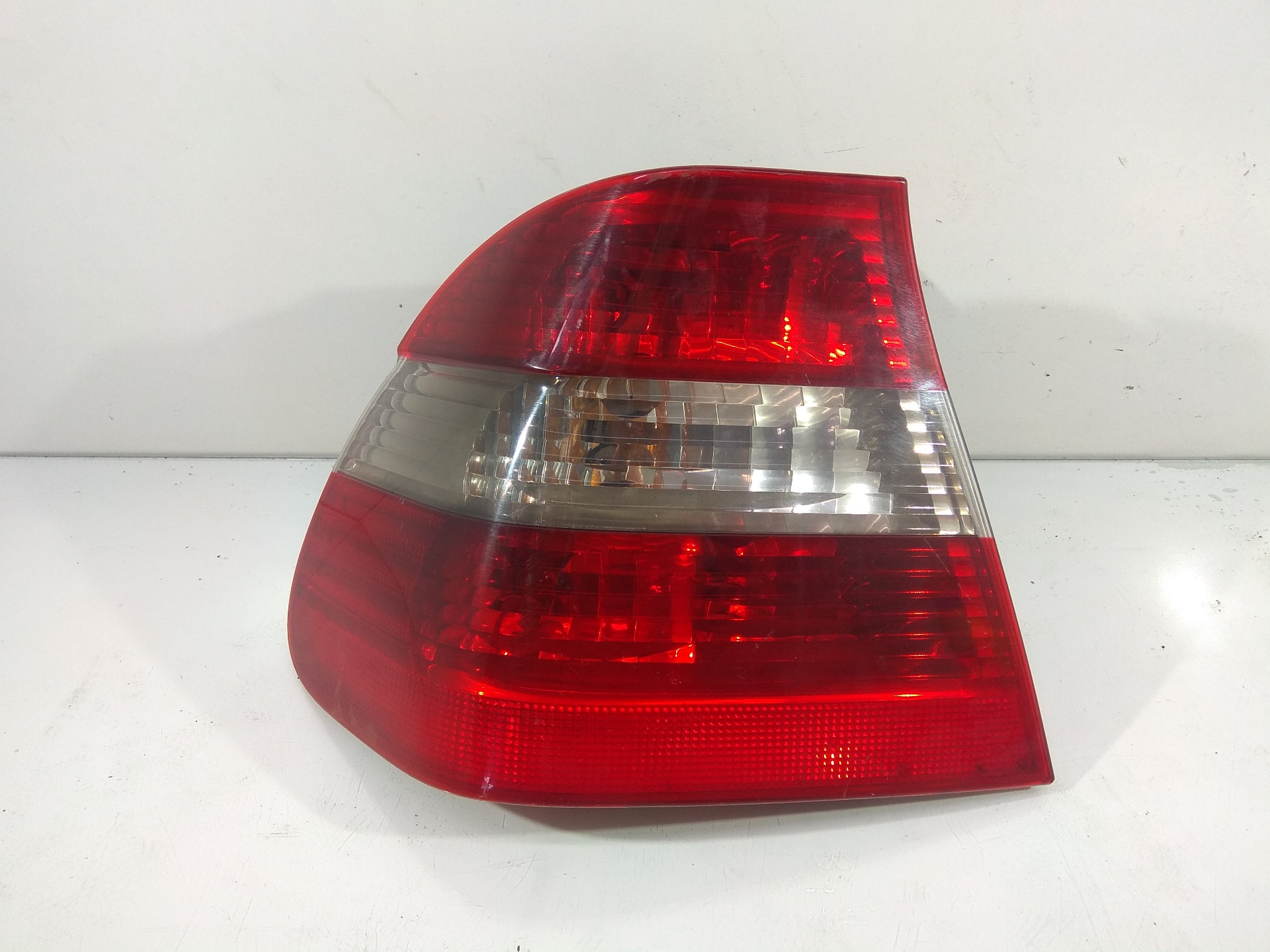 BMW 3 Series E46 (1997-2006) Rear Left Taillight 6910531 19139184