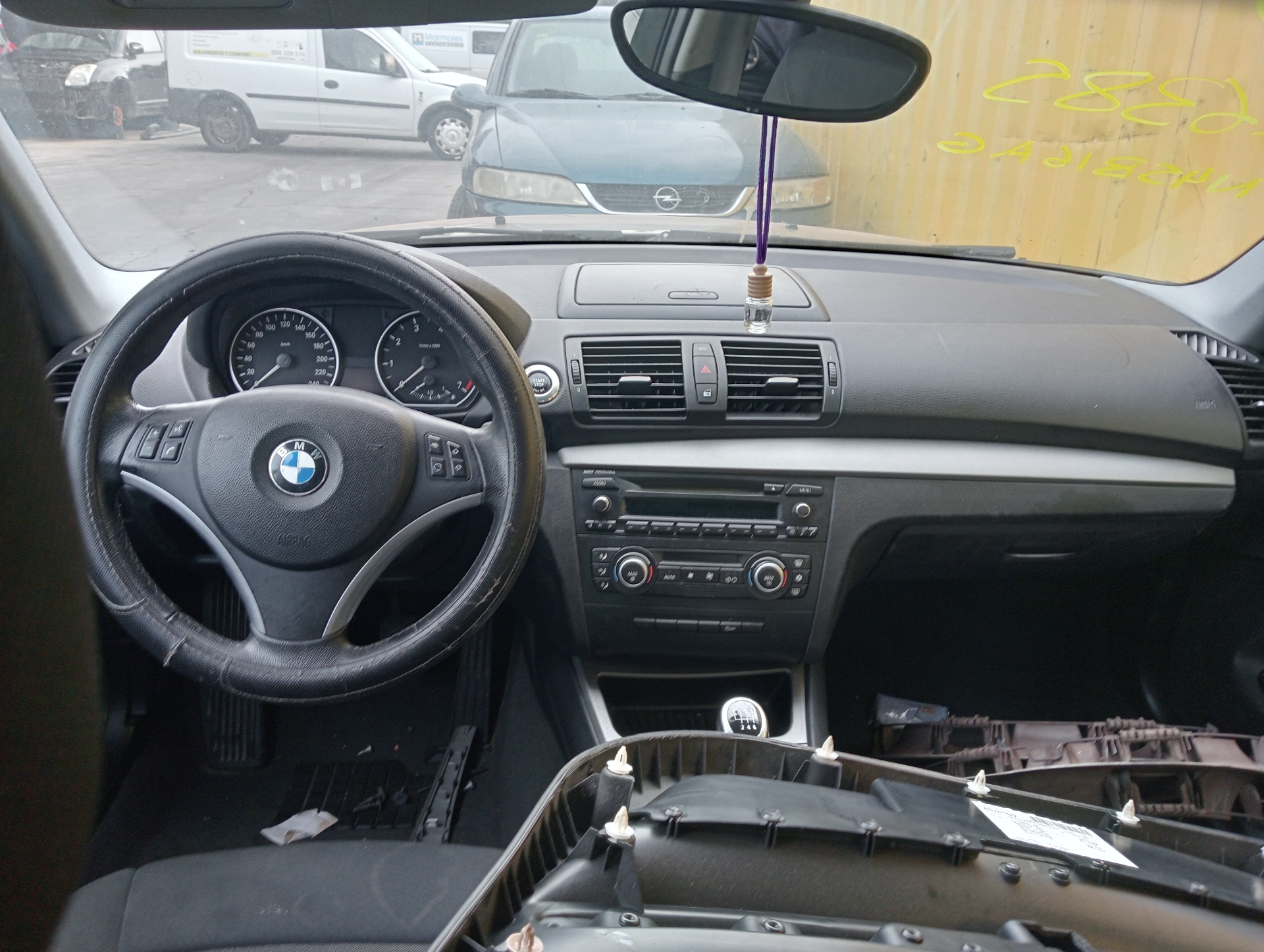 BMW 1 Series E81/E82/E87/E88 (2004-2013) Oro srauto matuoklė 7566986, 0280218075 24408985