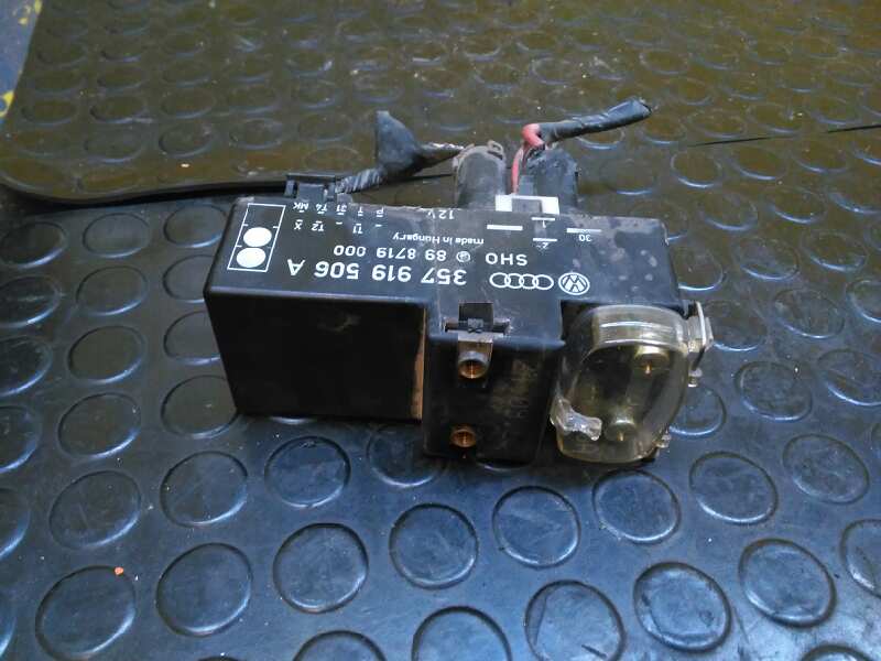 VOLKSWAGEN Polo 3 generation (1994-2002) Relays 357919506A 19026136