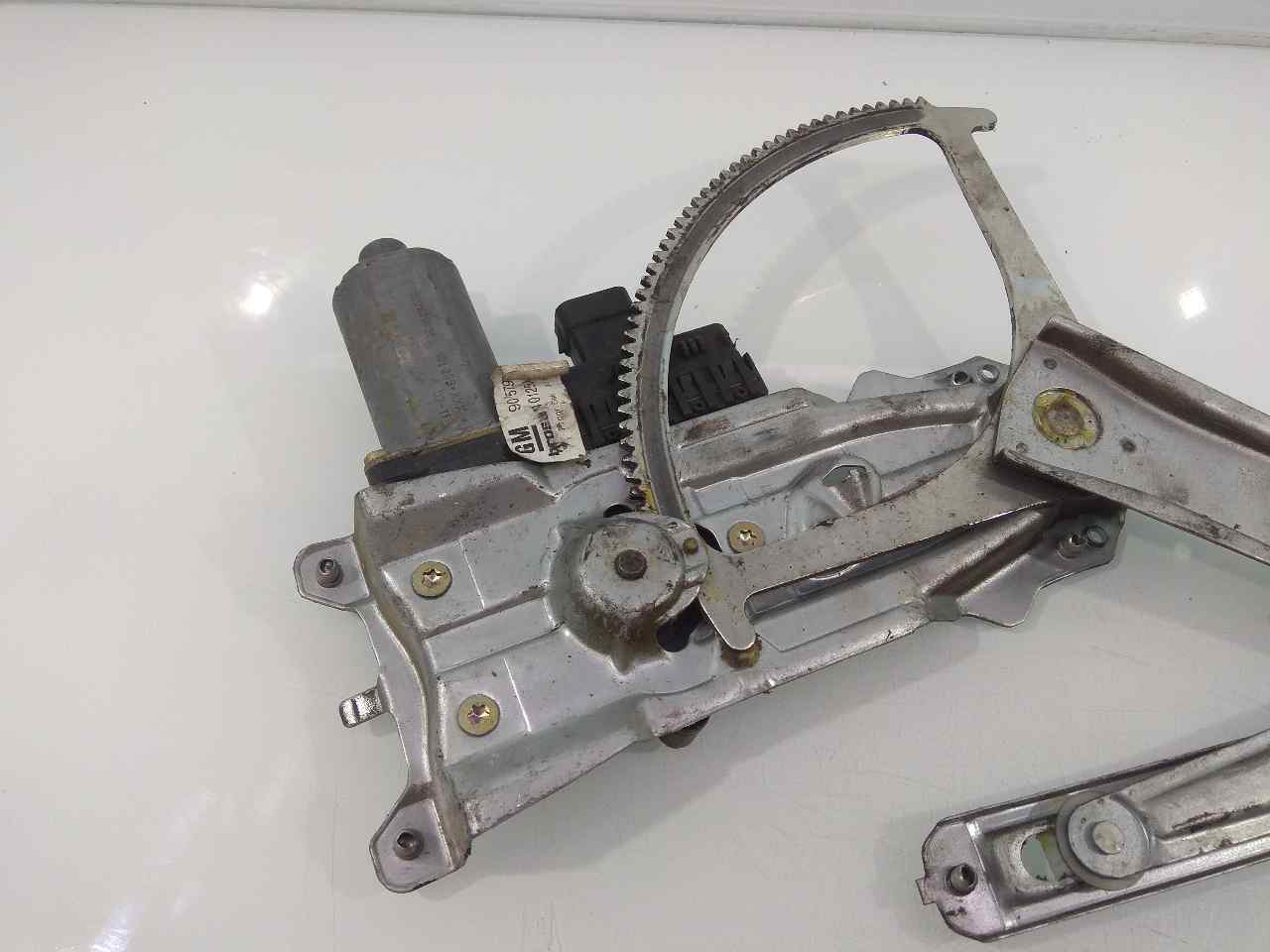 OPEL Corsa B (1993-2000) Front Right Door Window Regulator 90579356 18838598