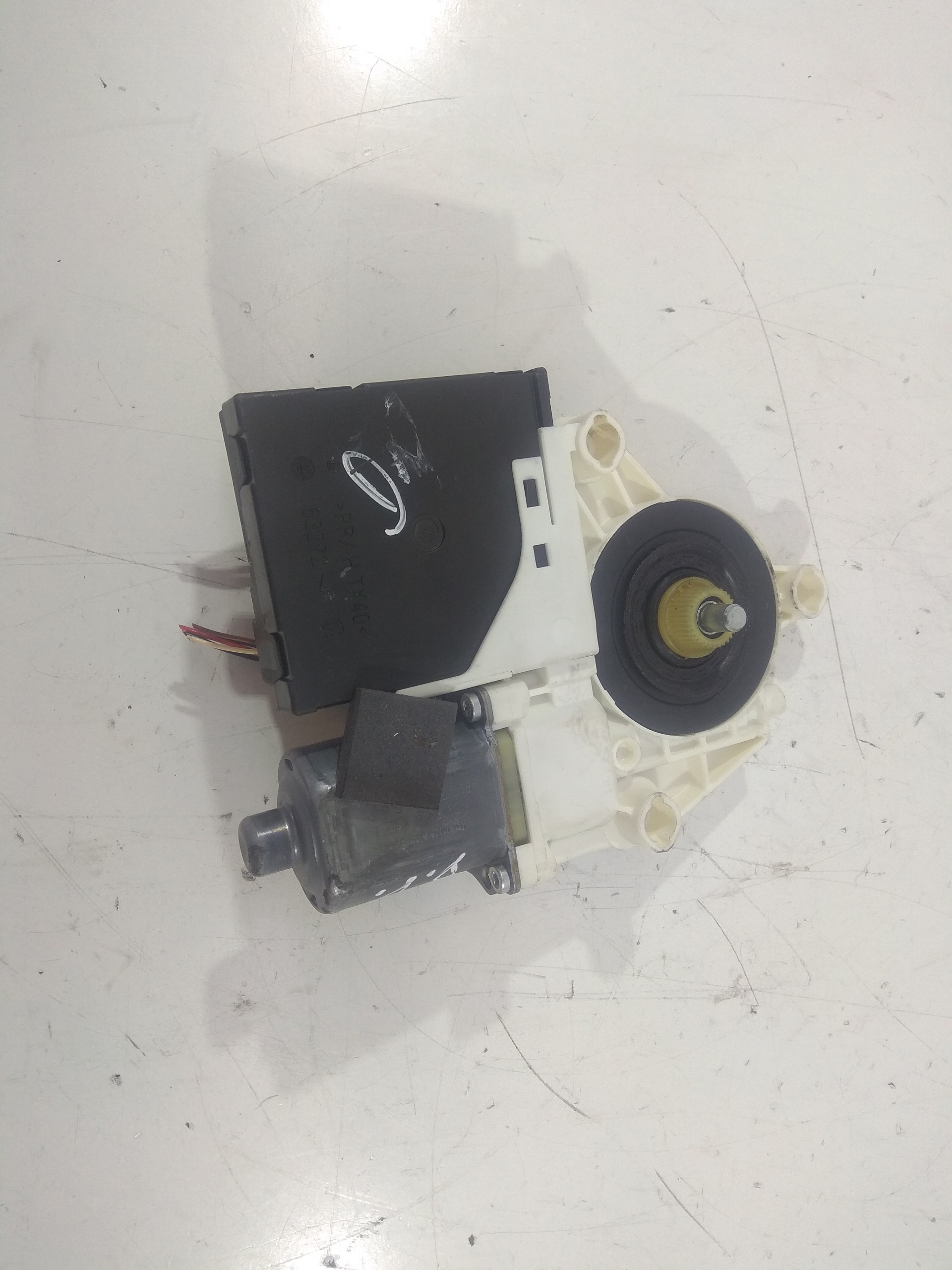 FIAT A2 8Z (1999-2005) Front Right Door Window Control Motor 8P0959802H 19089078