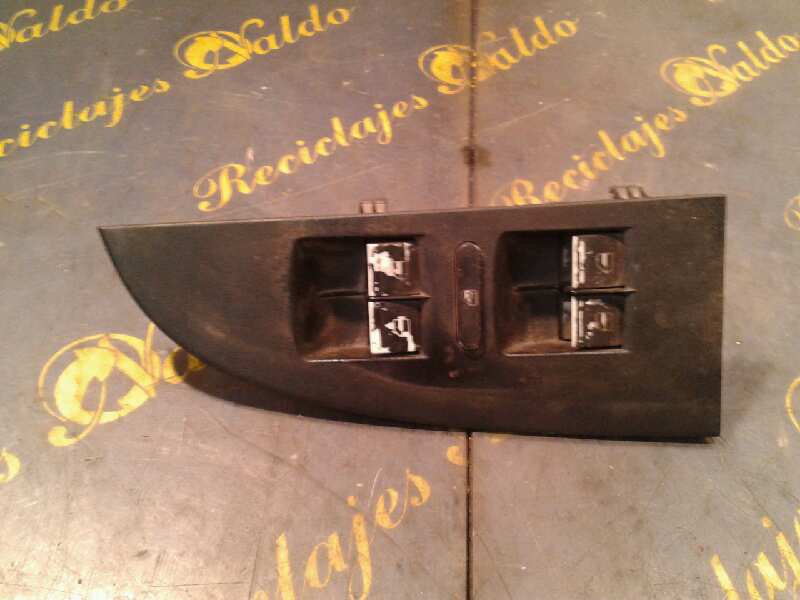 SEAT Leon 2 generation (2005-2012) Front Left Door Window Switch 1P1867171A 18895249