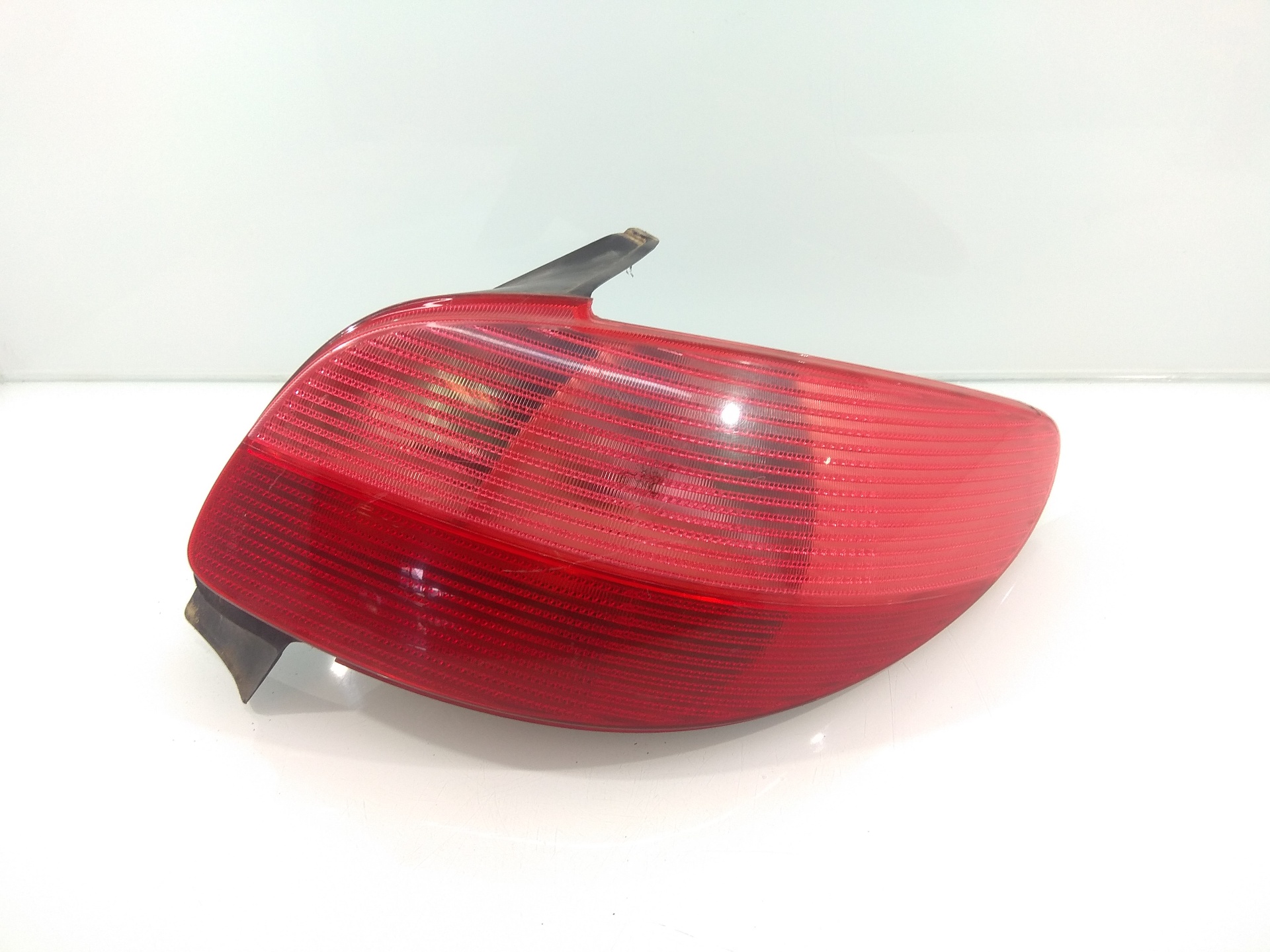 PEUGEOT 206 1 generation (1998-2009) Rear Right Taillight Lamp FASEI 19171740