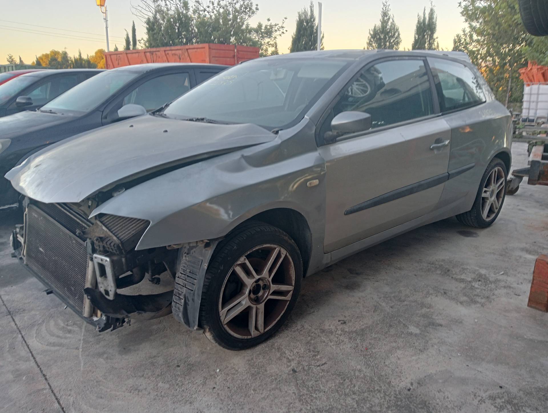 FIAT Stilo 1 generation (2001-2010) Ridicător de geam ușă dreapta față 50001603 25055760