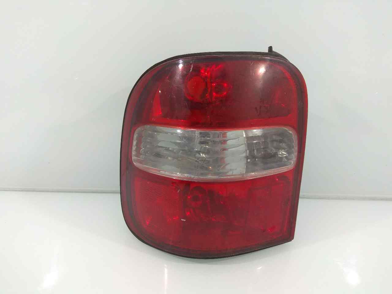 KIA Sportage 1 generation (1993-2006) Rear Left Taillight INTERMITENTEBLANCO 18831899