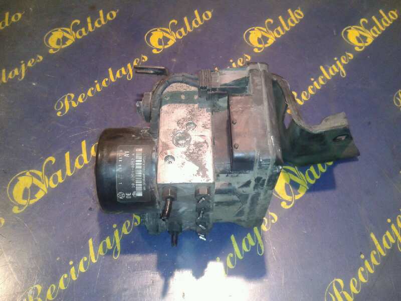 VOLKSWAGEN Bora 1 generation (1998-2005) ABS Pump 1J0614117D 18887169