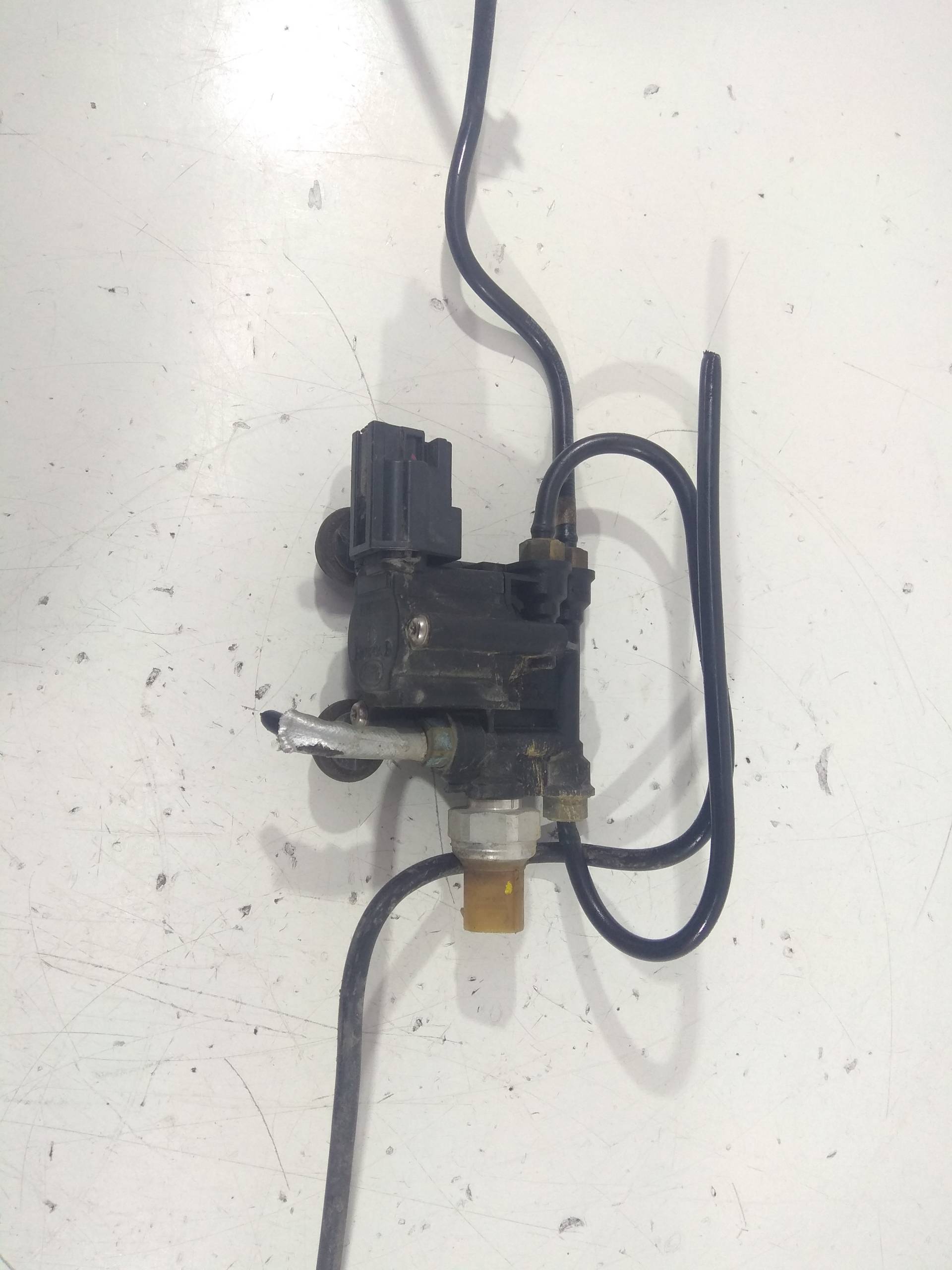 LAND ROVER Discovery 4 generation (2009-2016) Solenoīda vārsts RVH000046 19126373