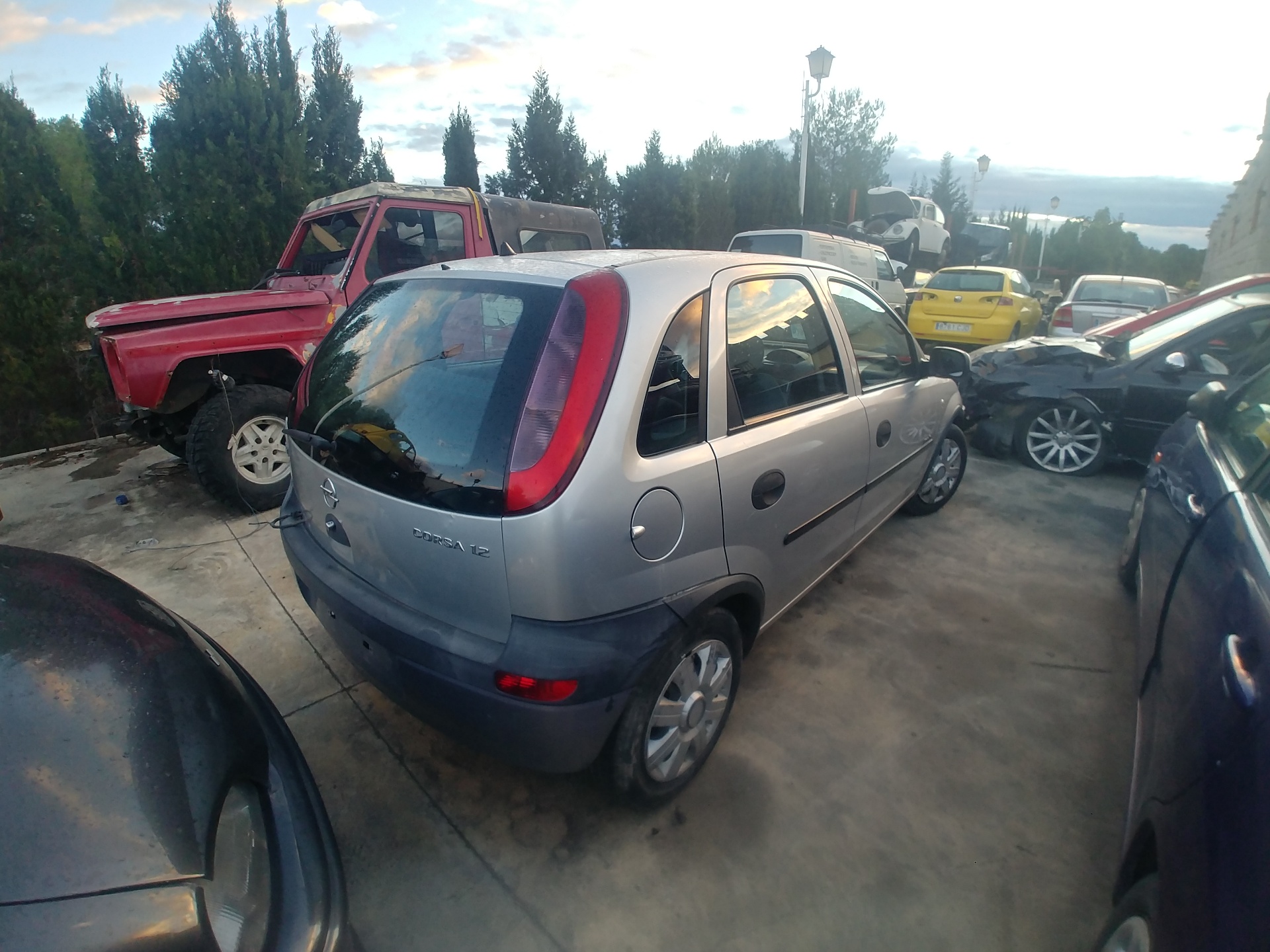 RENAULT Corsa C (2000-2006) Toinen osa 25071212