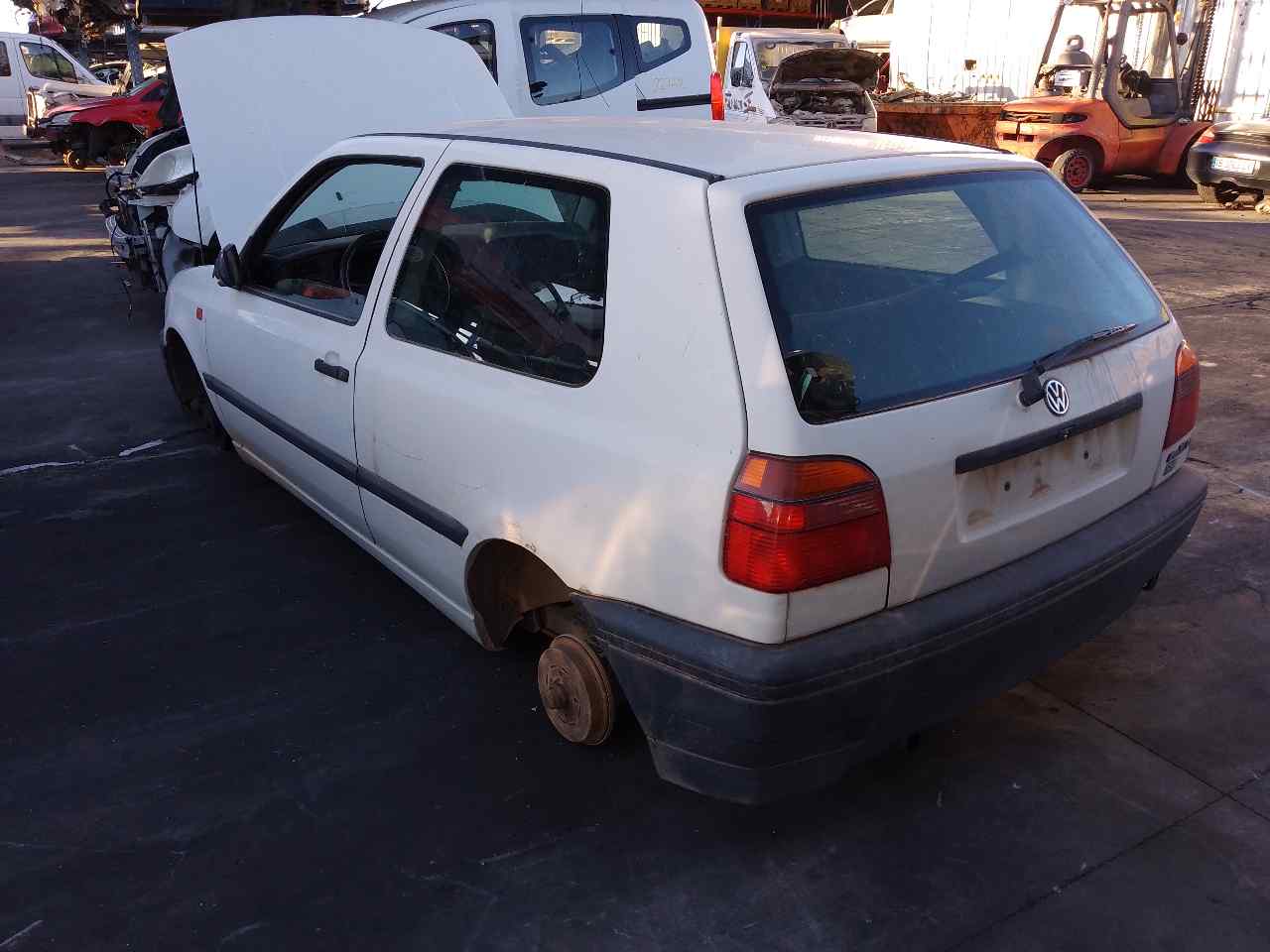 VOLKSWAGEN Golf 3 generation (1991-1998) Μπροστινή δεξιά πλευρά τροχού CONCUERNOS 19158054