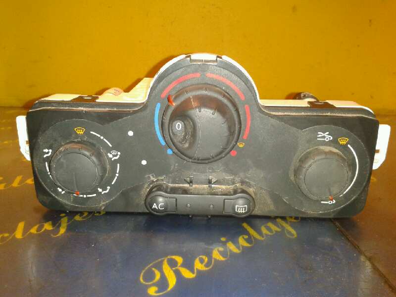 RENAULT Clio 3 generation (2005-2012) kita_detale 69590001 25266465