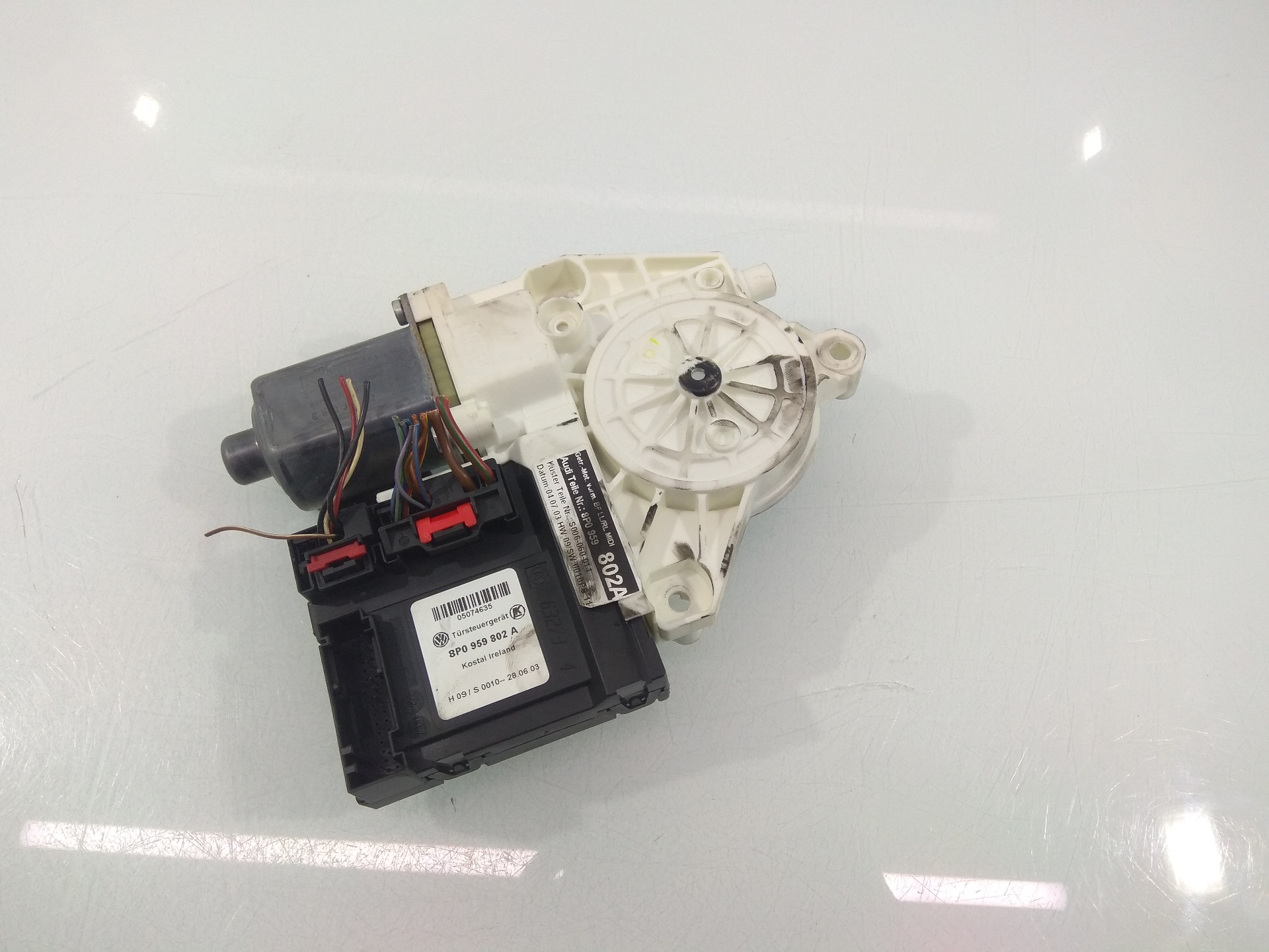 AUDI A2 8Z (1999-2005) Front Right Door Window Control Motor 8P0959802A, 8P0959802A 22333698
