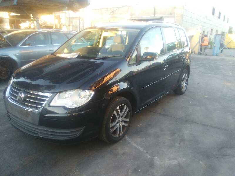 VOLKSWAGEN Touran 1 generation (2003-2015) Pommeau de changement de vitesse 1K0711031B 19042288