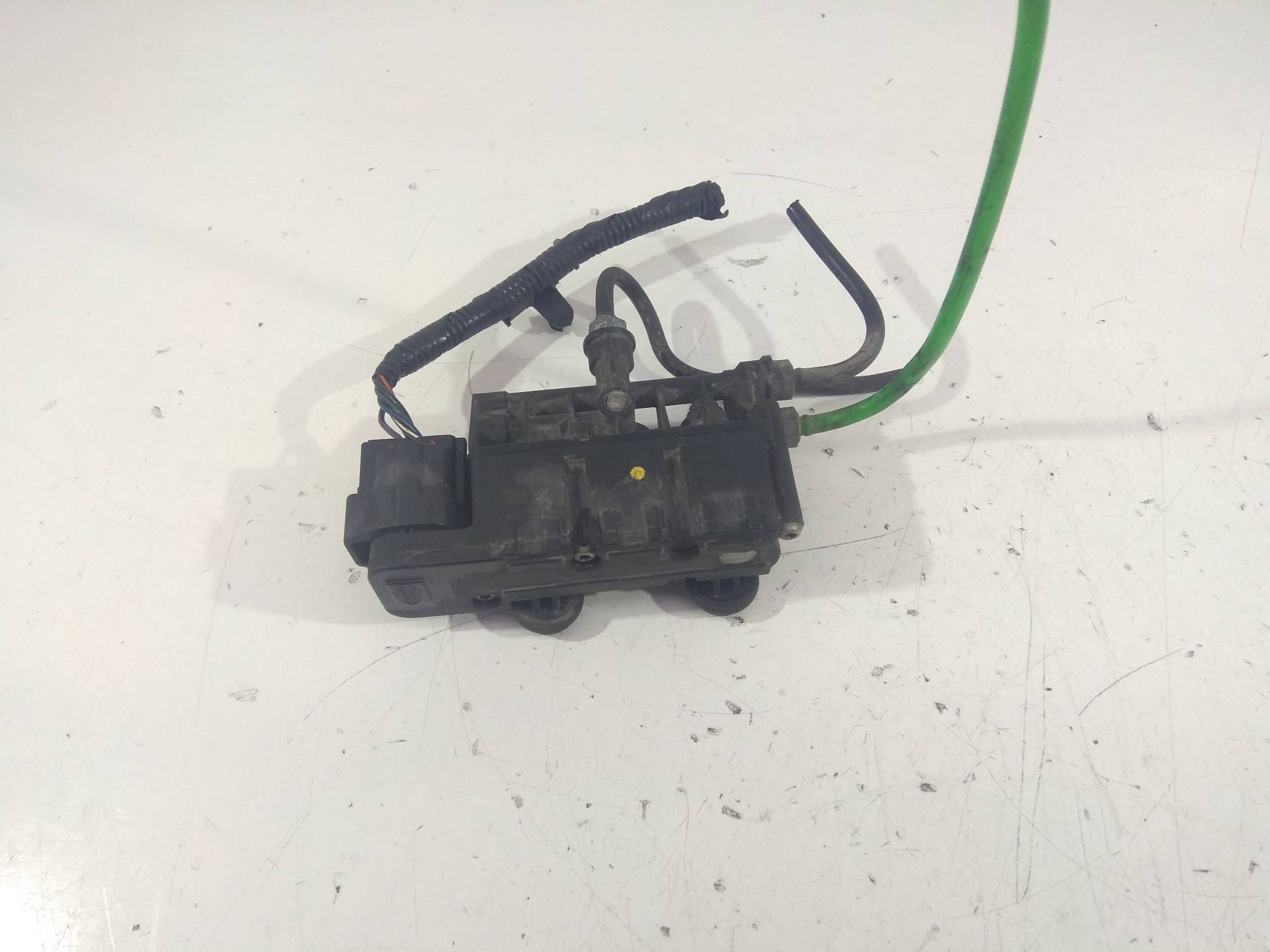 LAND ROVER Discovery 4 generation (2009-2016) Solenoid Valve RVH000055 19125119