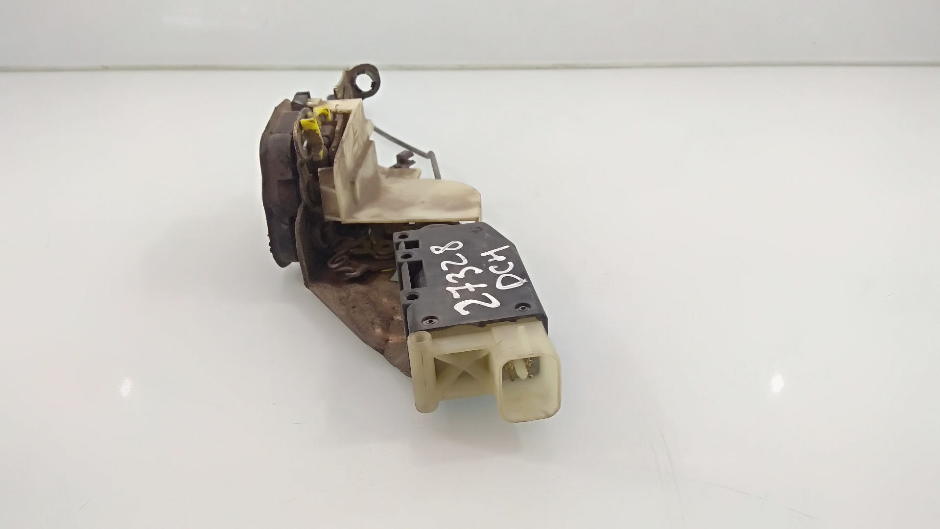 BMW 3 Series E36 (1990-2000) Front Right Door Lock 25371672