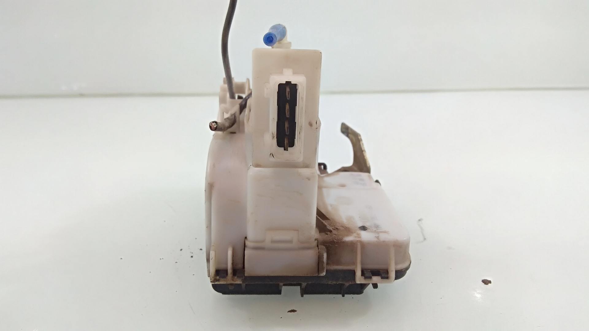 NISSAN Sunny N14 (1991-1995) Front Left Door Lock 1HM862153 25504926