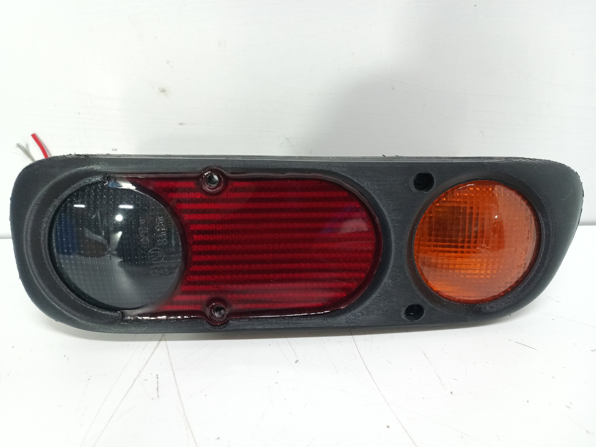 NISSAN Rear Right Taillight Lamp 265500X001 24290363