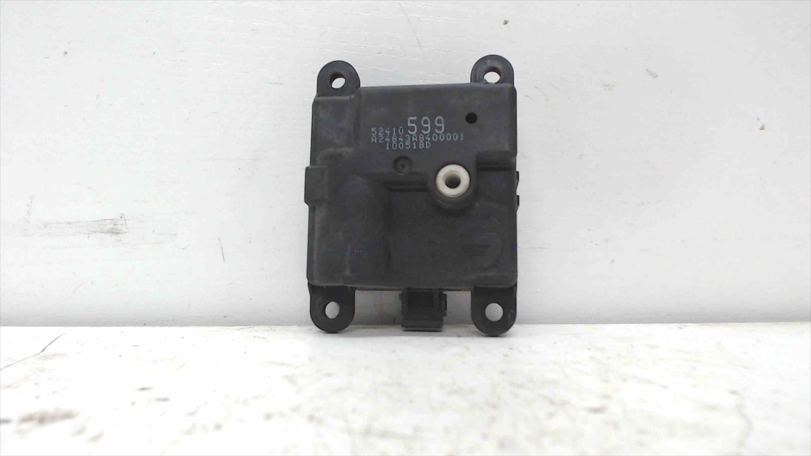 RENAULT Laguna 3 generation (2007-2015) Air Conditioner Air Flow Valve Motor 52410599 24691670