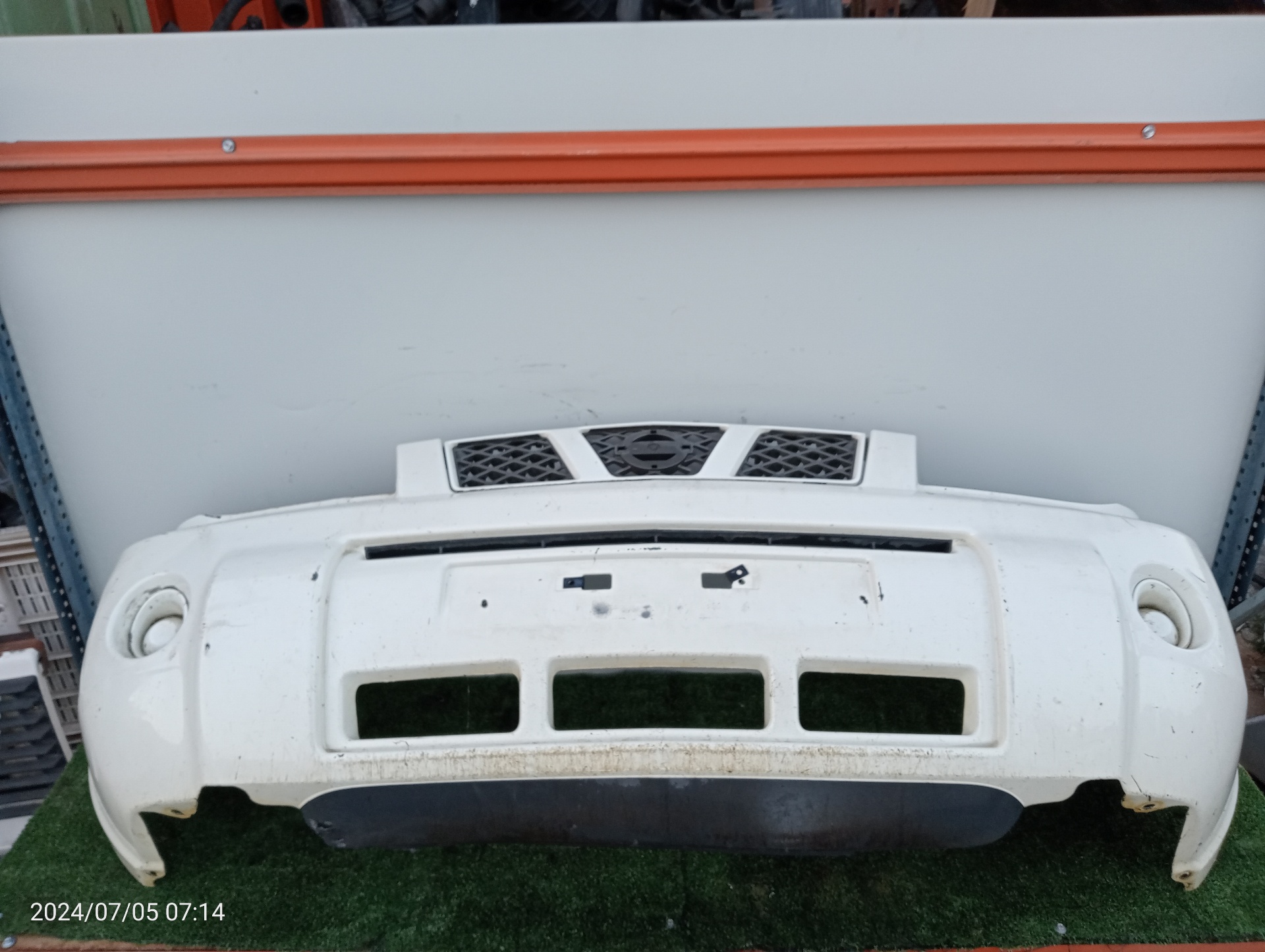 NISSAN X-Trail T30 (2001-2007) Front Bumper F2M22EQ025 26481817