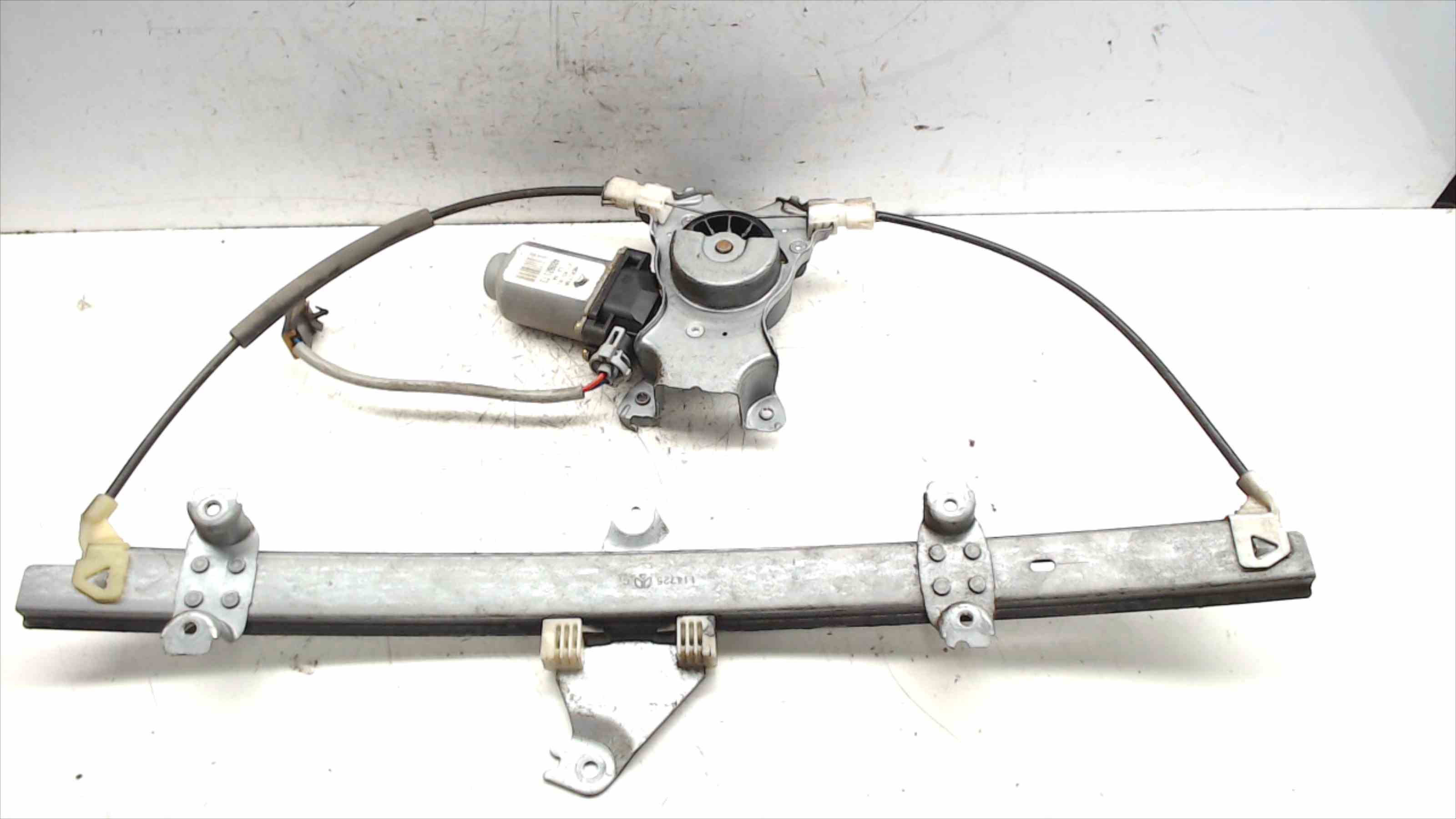 NISSAN Almera N16 (2000-2006) Front Left Door Window Regulator 400600T3 24688148