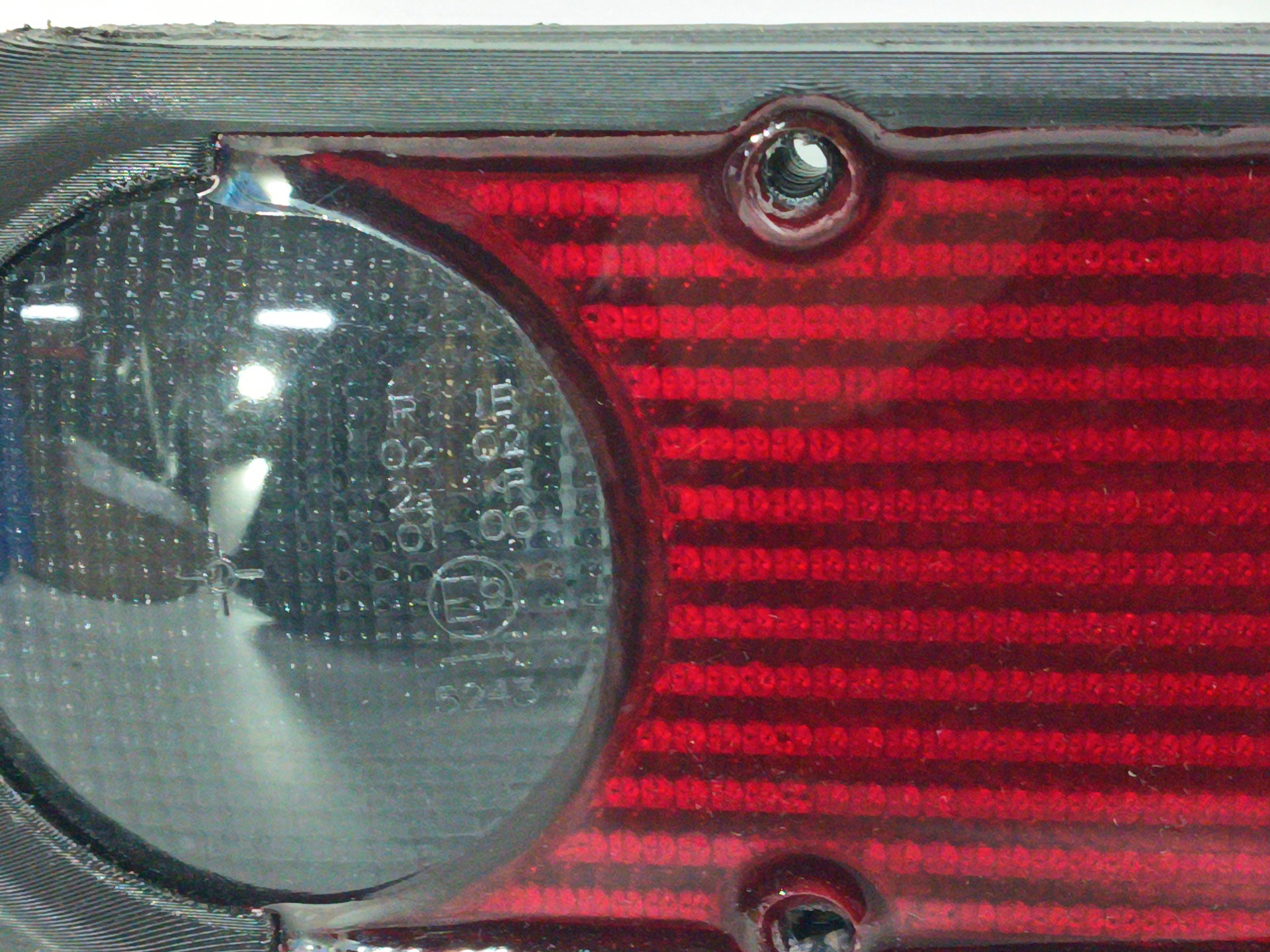 VOLVO Rear Right Taillight Lamp 265500X001, HOMOLOGADO 24290391