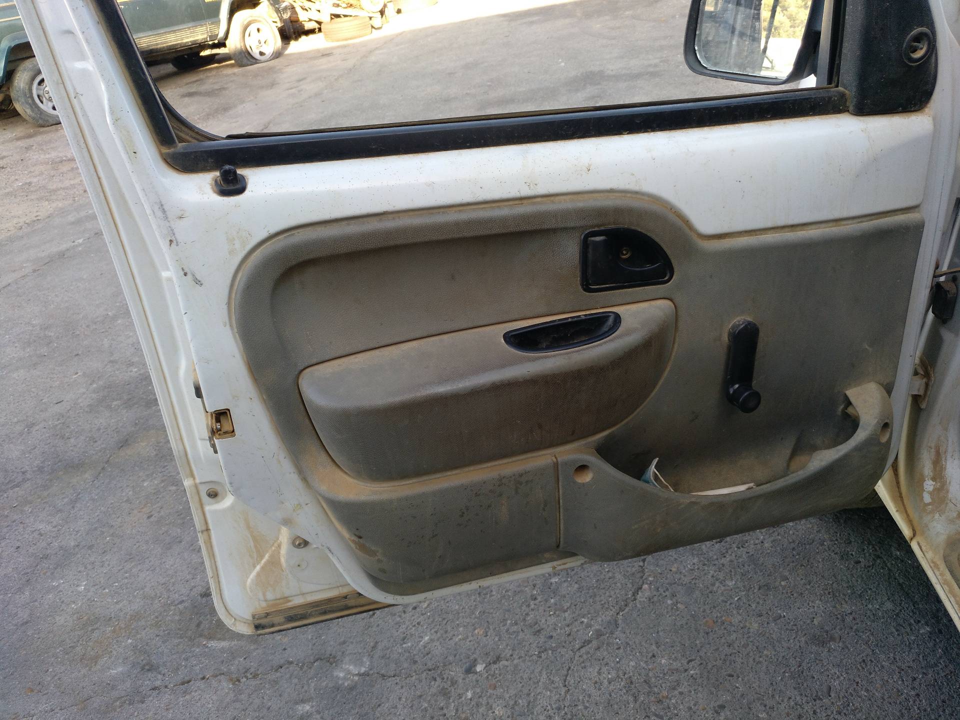 RENAULT Kangoo 2 generation (2007-2021) Генератор 8200537415 24689563