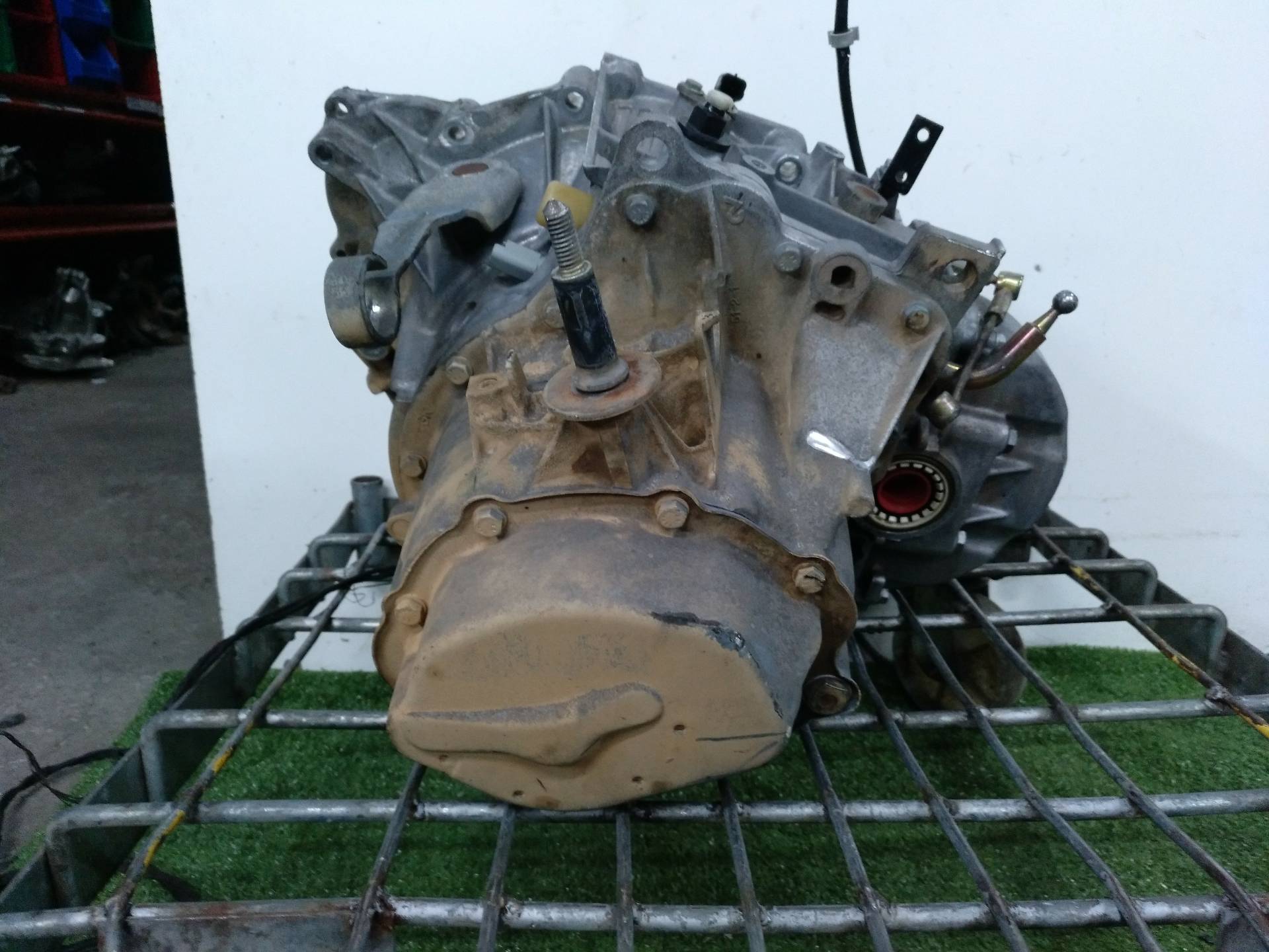 RENAULT 19 2 generation (1992-2000) Gearbox 20TE11 22515693