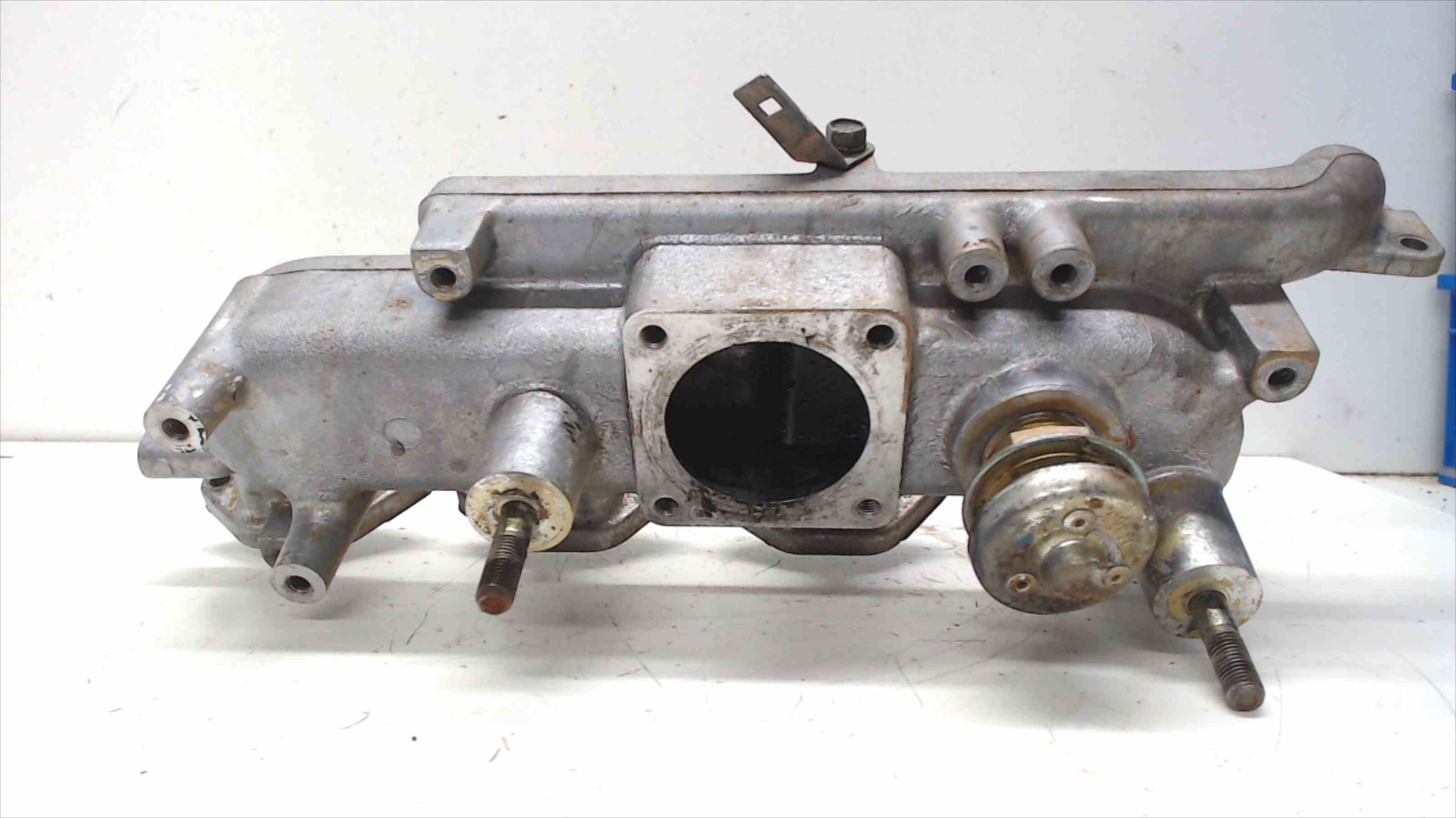 MERCEDES-BENZ Intake Manifold TD25TI 22537312