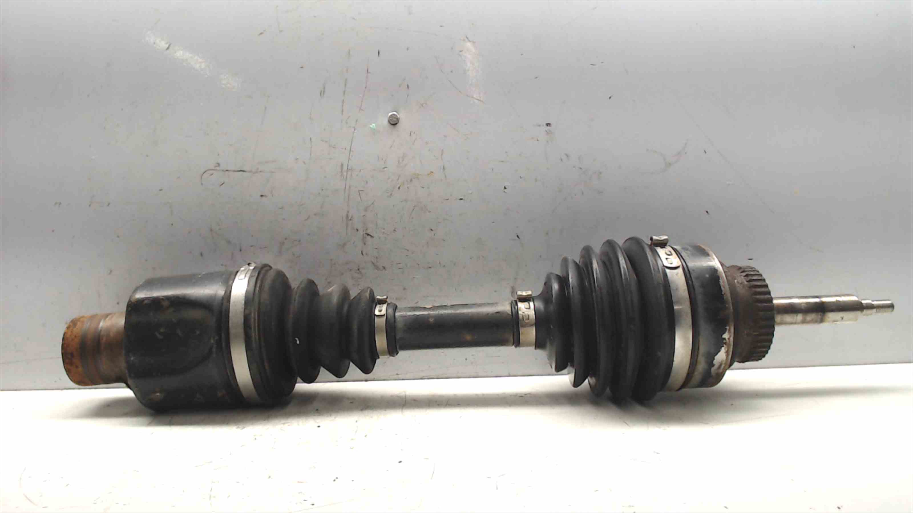 NISSAN Terrano 1 generation (1985-1995) Front Right Driveshaft 3910078G00 26545410