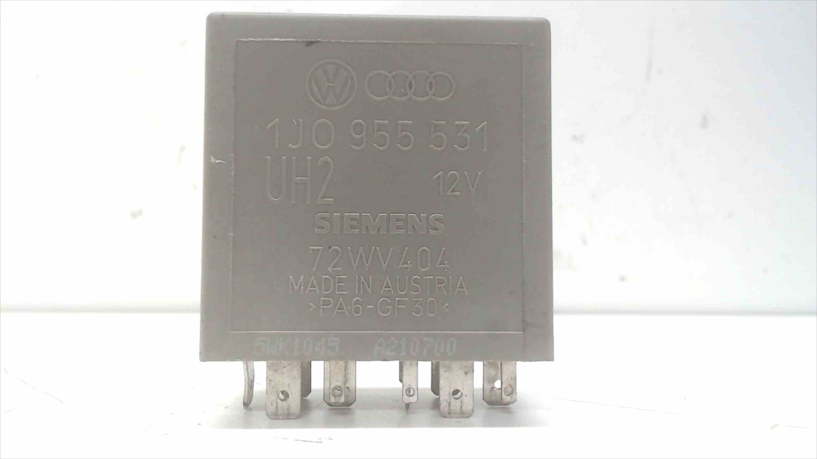 VOLKSWAGEN Passat B5 (1996-2005) Relays 1J0955531 24689768