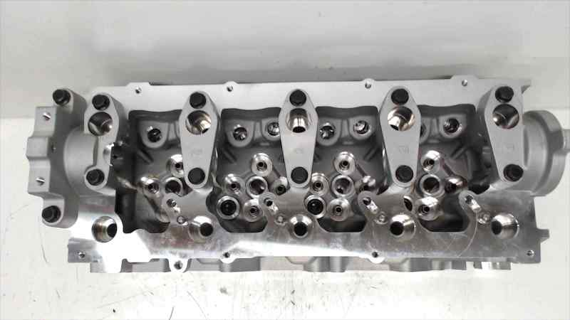 HYUNDAI Santa Fe CM (2006-2013) Engine Cylinder Head D4EB 24256127