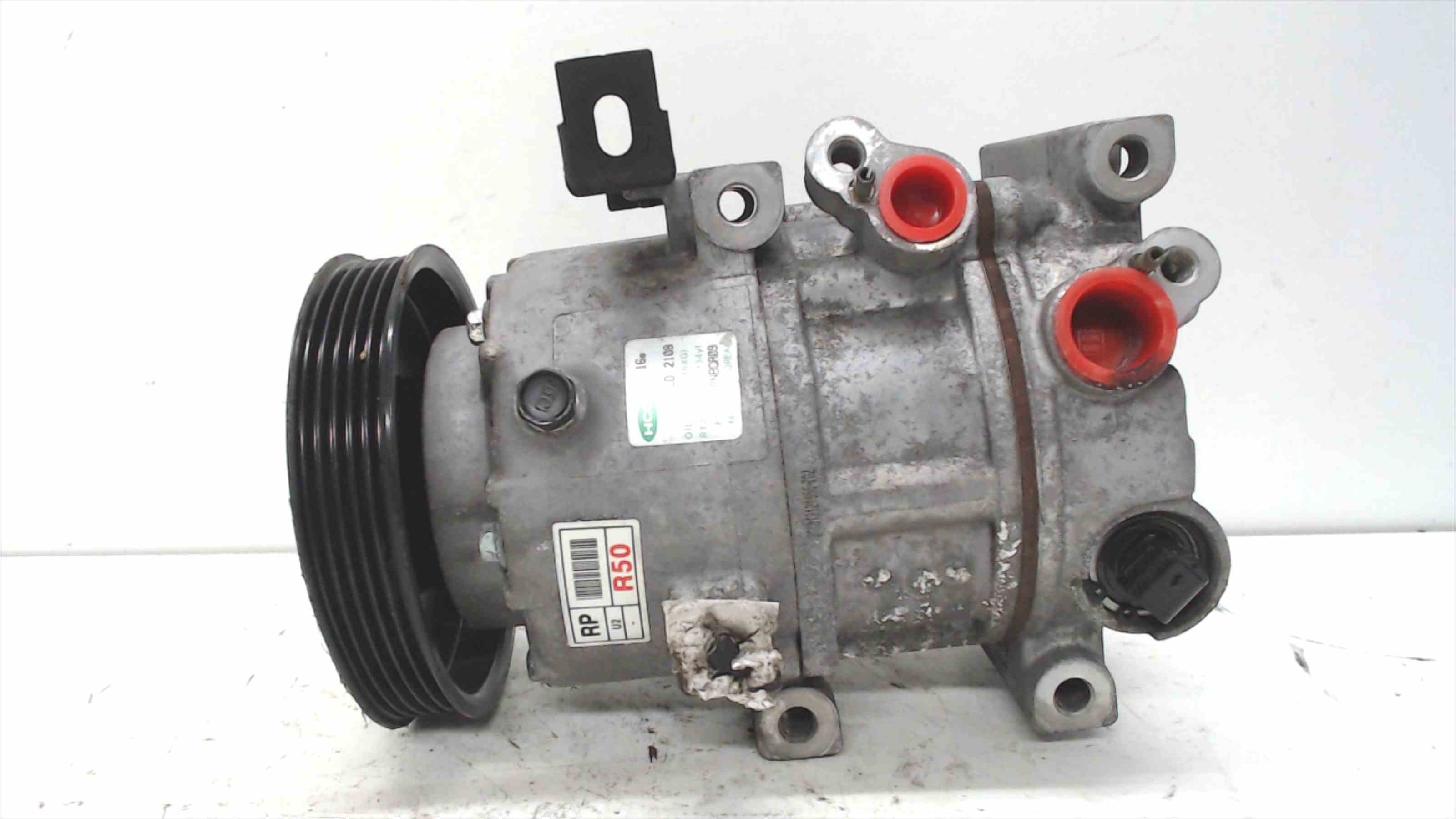 KIA Carens 3 generation (RP) (2013-2019) Air Condition Pump F500PNBCA09 22539256