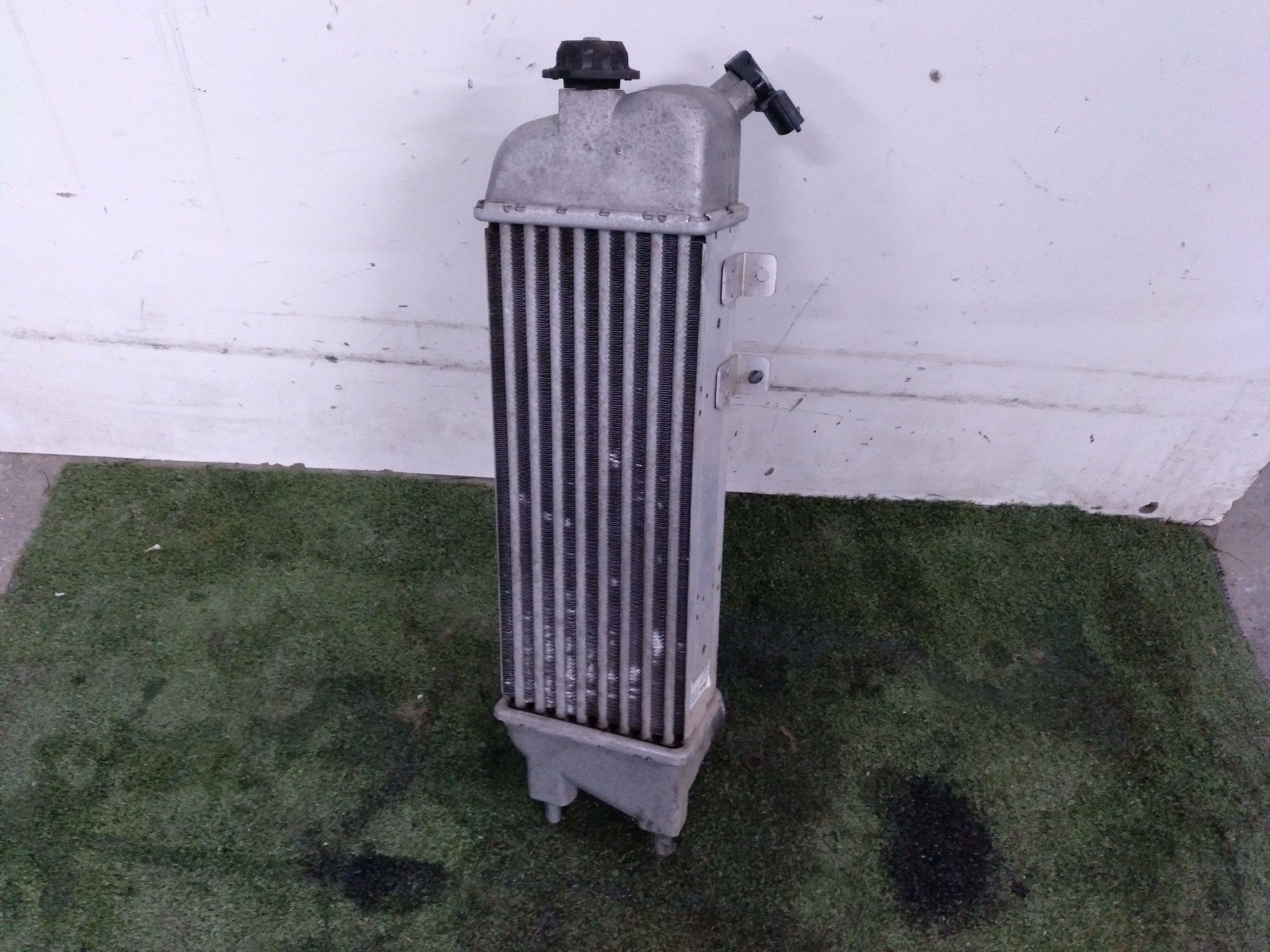 KIA Cee'd 1 generation (2007-2012) Intercooler Radiator 282702A610 24690039