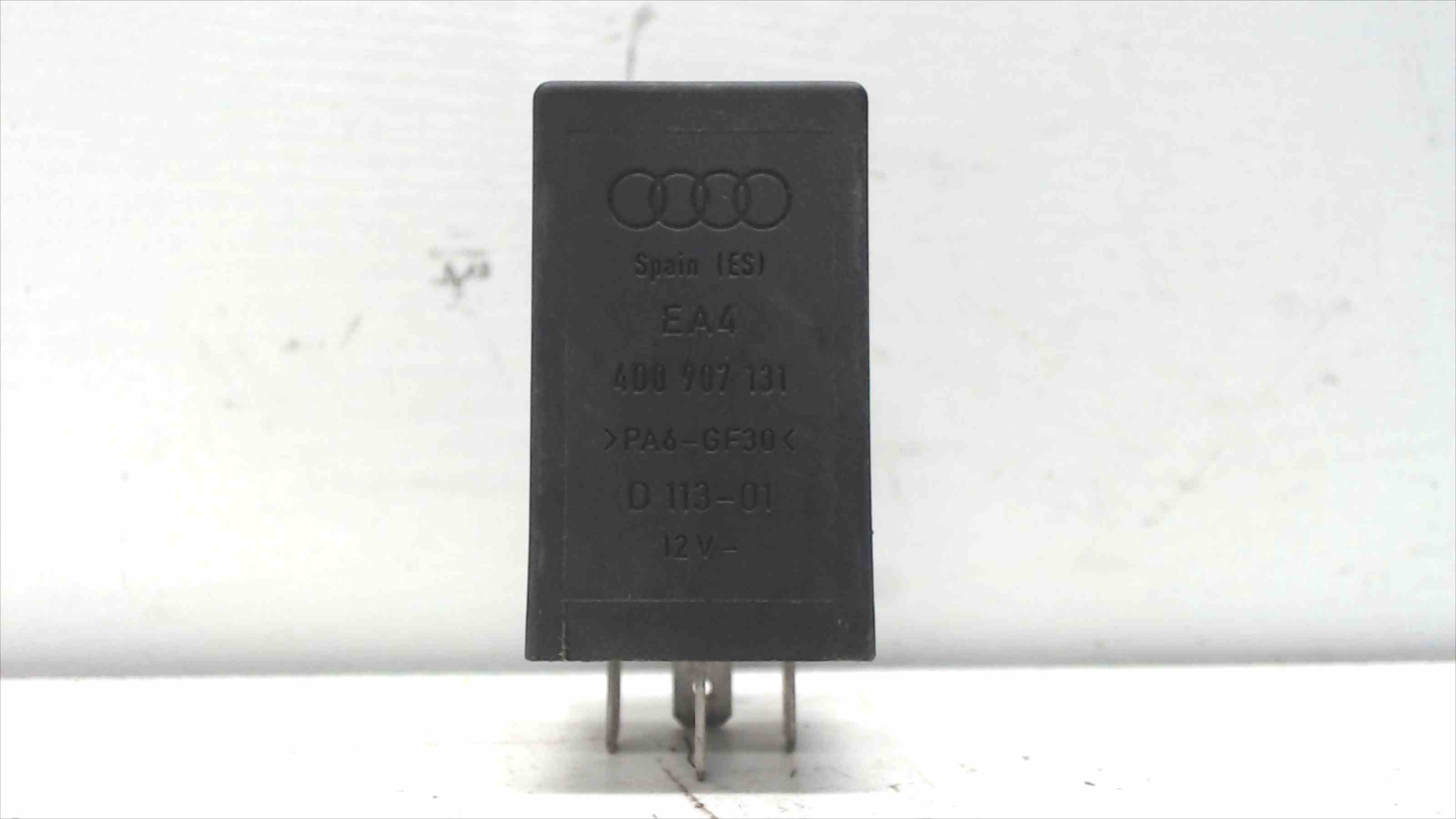 AUDI Spider 916 (1995-2006) Relays 4D0907131 24689804