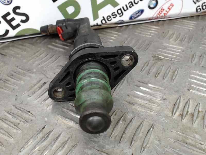 VOLKSWAGEN Transporter T4 (1990-2003) Clutch Cylinder 1J0721261D 24680478