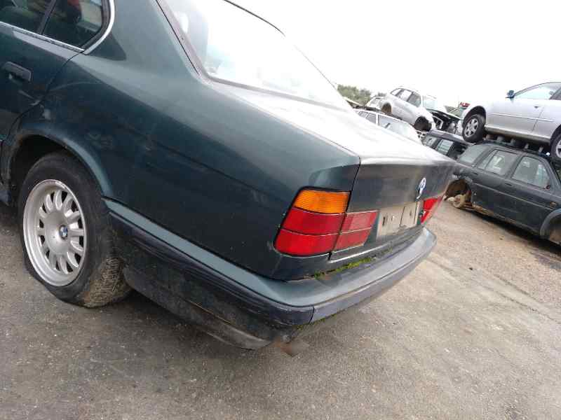 BMW 5 Series E34 (1988-1996) Priekinė dešinė apatinė šakė 1131573, M50B206S1 22514143