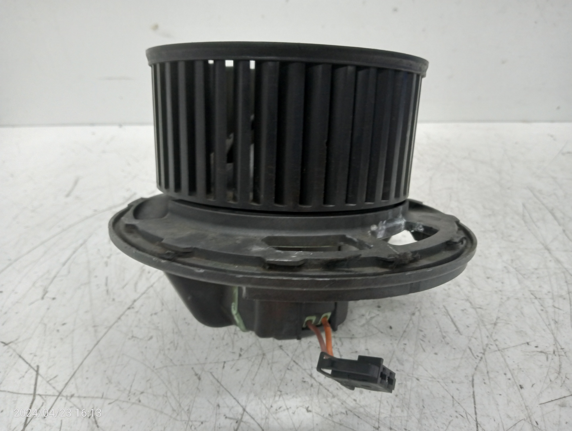 BMW 3 Series E90/E91/E92/E93 (2004-2013) Varmeblæser blæser 64119227670 25407205