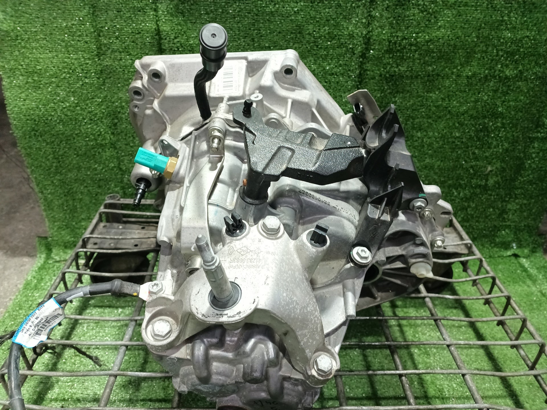 RENAULT Captur 1 generation (2013-2019) Gearbox JT4004 24260501