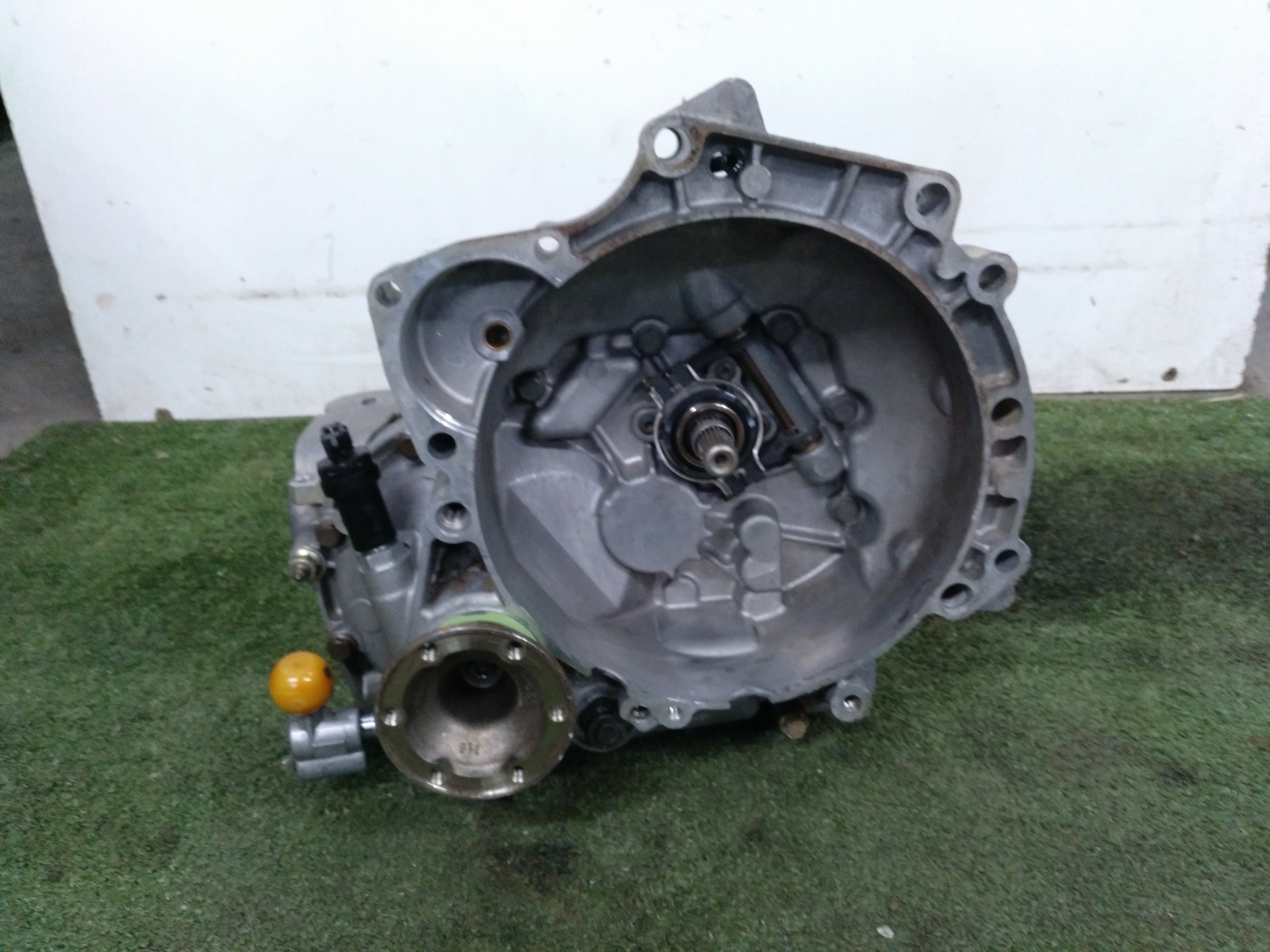 SEAT Cordoba 2 generation (1999-2009) Gearbox DXK 22535065