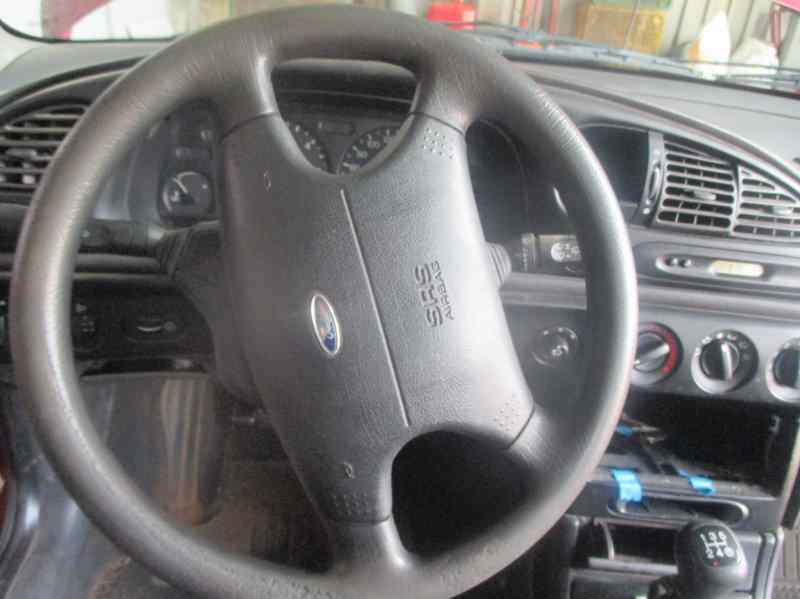 FORD Mondeo 2 generation (1996-2000) Топливный насос высокого давления 8444B800A, 1.8RFN 22513820