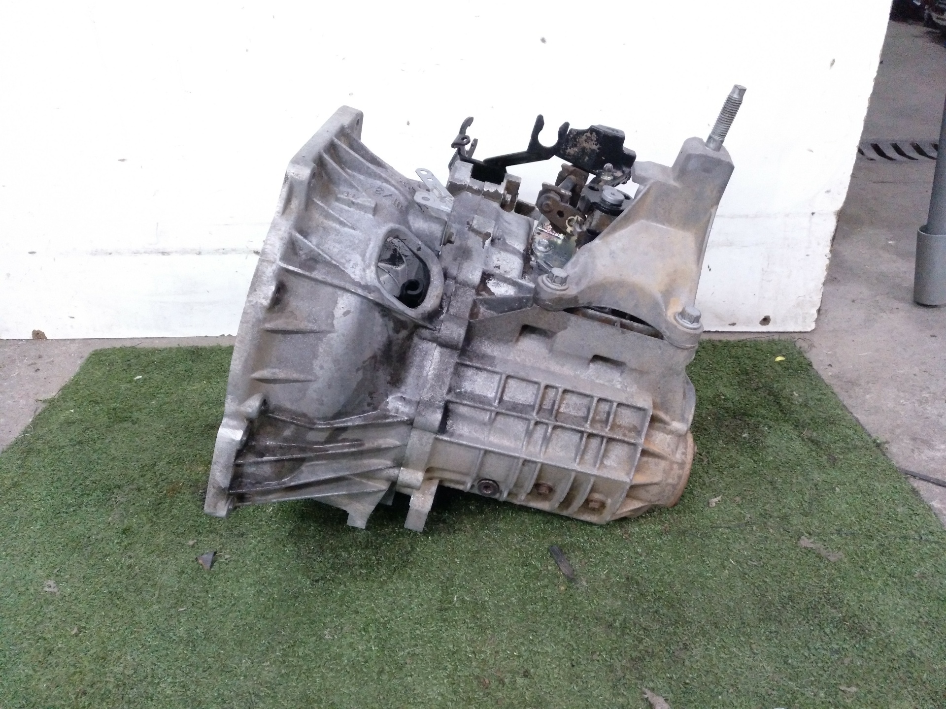 FORD Focus 1 generation (1998-2010) Gearbox C9DA 22536932