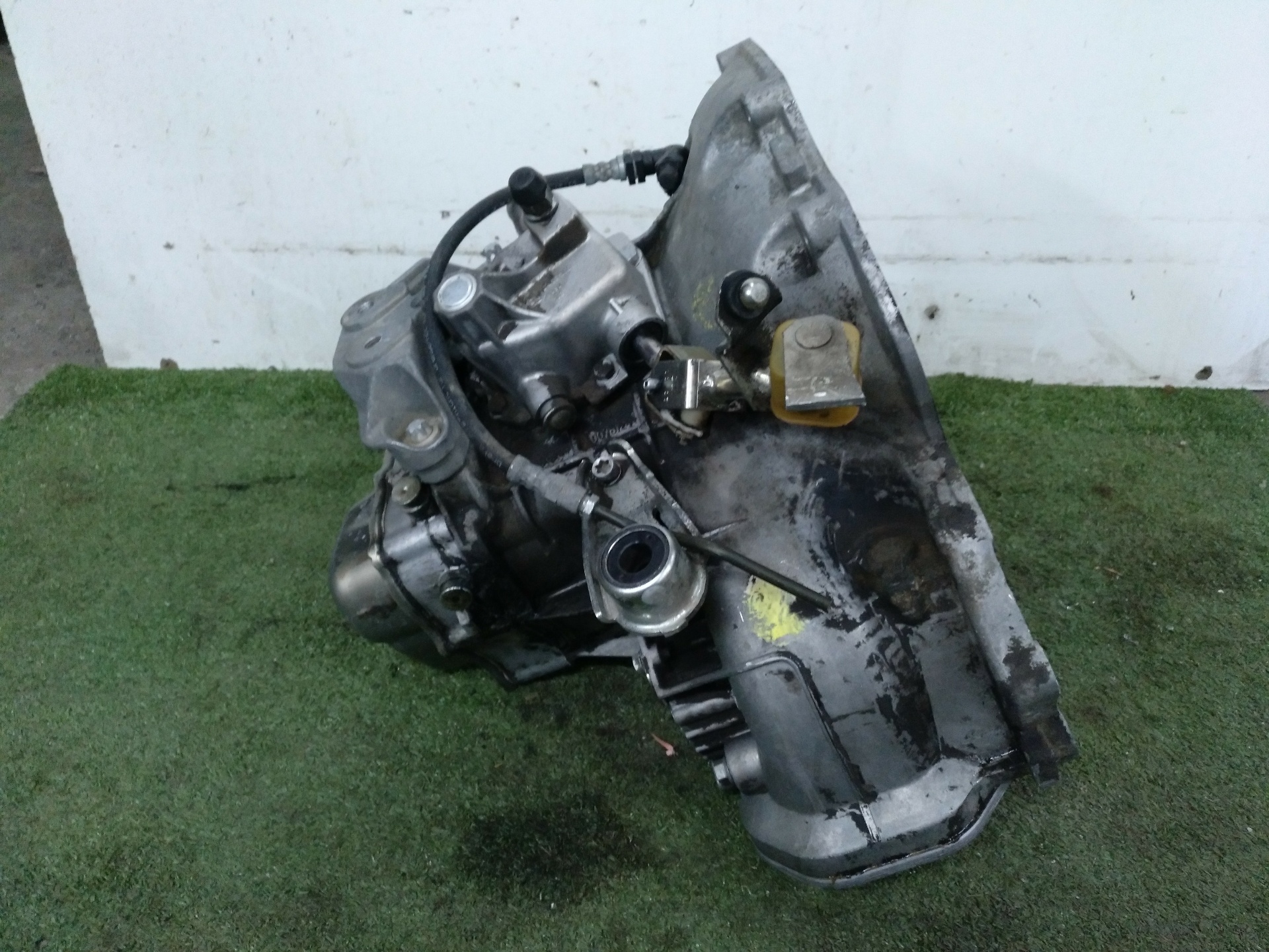 OPEL Corsa C (2000-2006) Gearbox 90400209 22531609