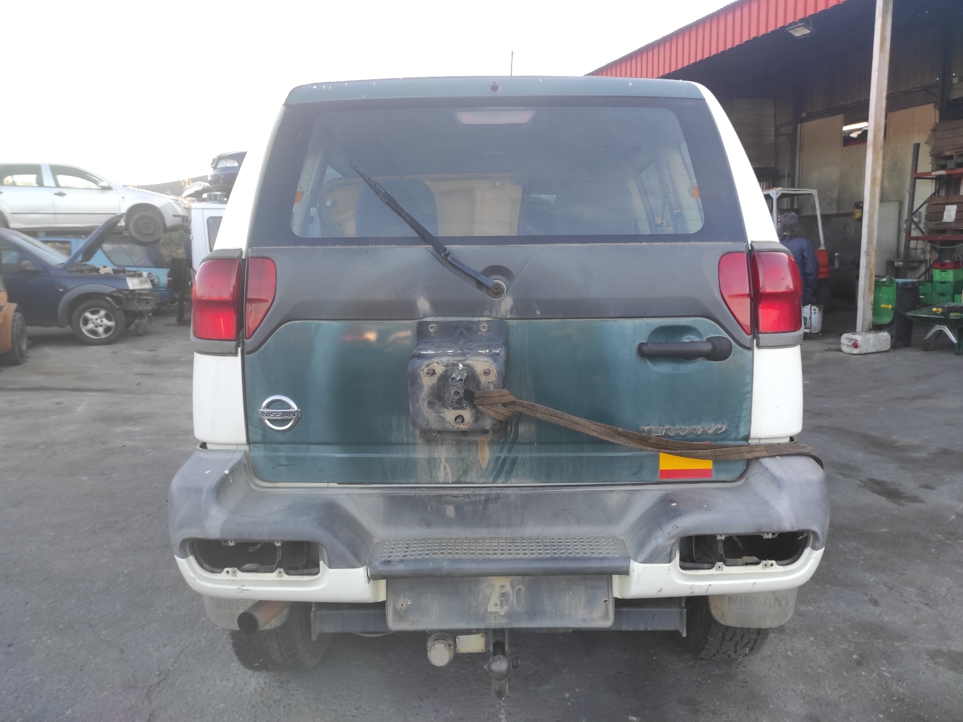 NISSAN Kitos kėbulo dalys TD27 24692200