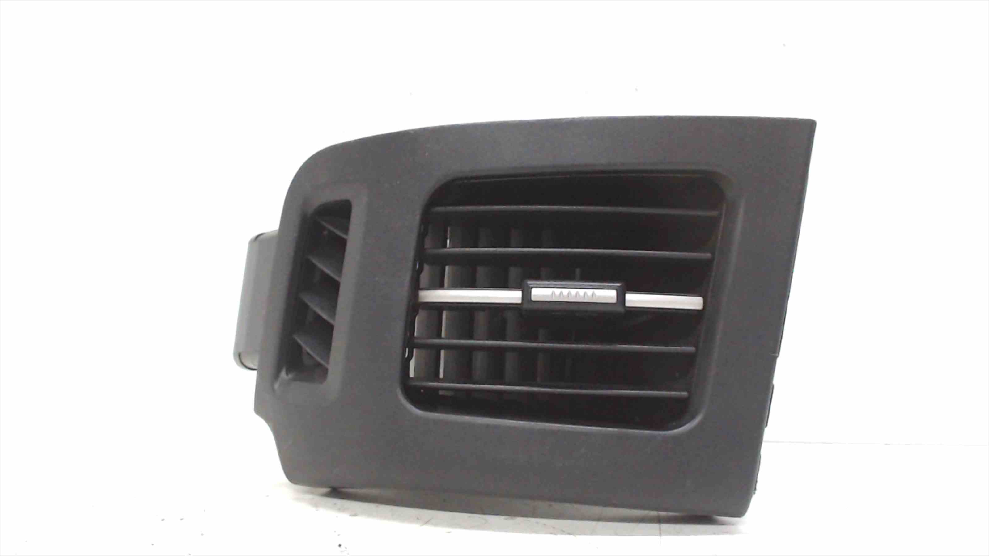 SKODA Prius 3 generation (XW30) (2009-2015) Γρίλια εισαγωγής αέρα καμπίνας 5565047070 24691380