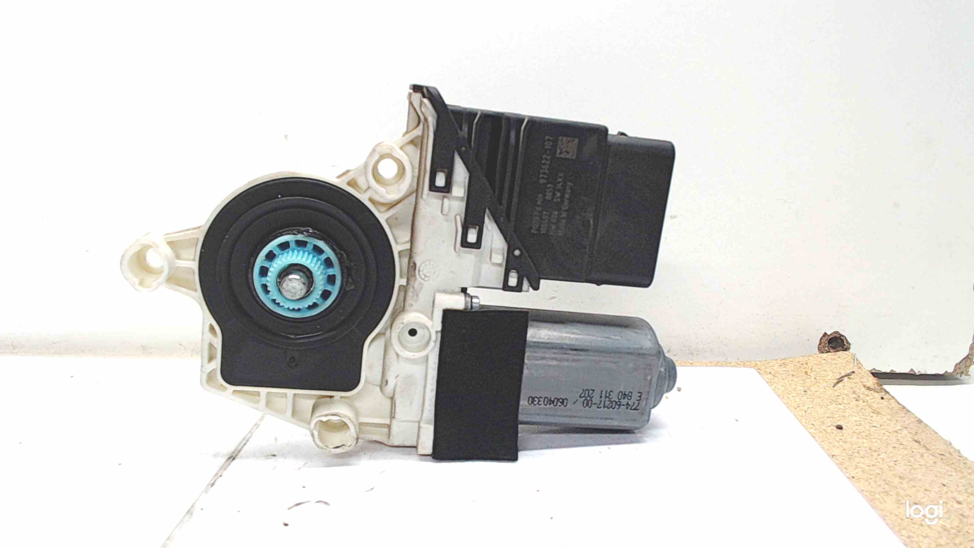 SEAT Altea 1 generation (2004-2013) Rear Right Door Window Control Motor 1K0959704AE 24685144